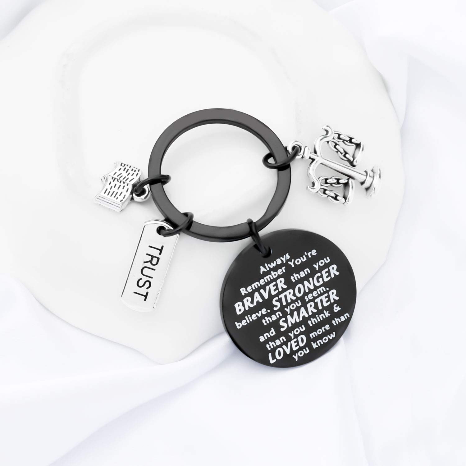 FUSTMW Lawyer Gifts - Elegant Justice Scale Lawyer Keychain Jewelry for Attorneys | Perfect Graduation, Appreciation & Office Decor Gift for Legal Professionals