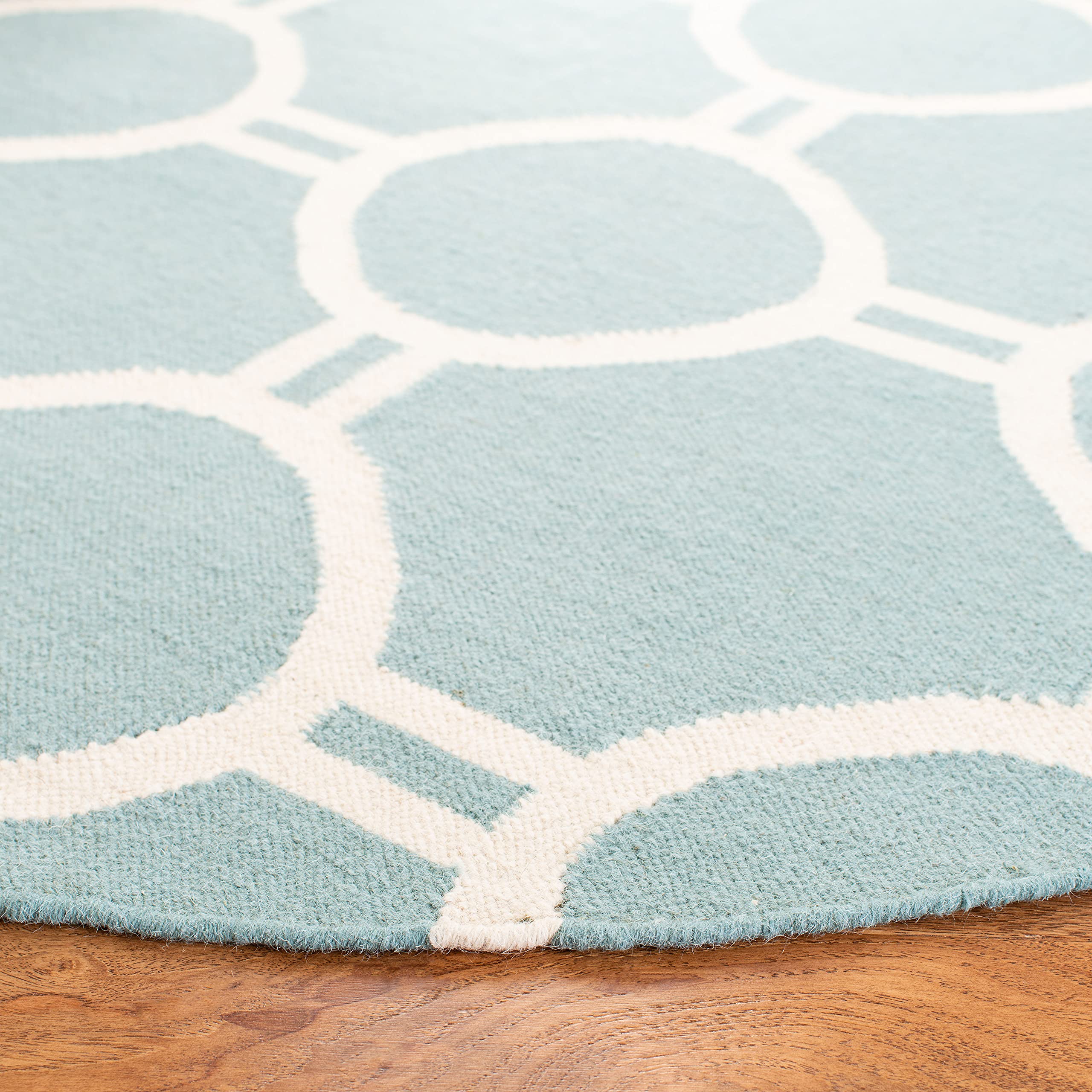 SAFAVIEH Dhurries Collection 6-Foot Round Light Blue Ivory Wool Area Rug - Handmade Flatweave Premium Rug for Living Room, Bedroom & Nursery Decor
