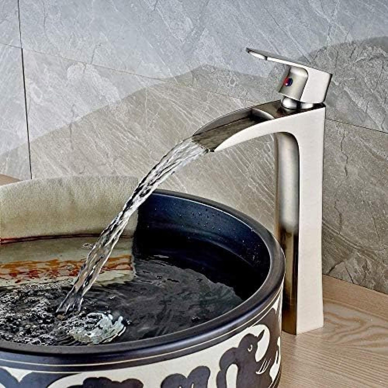 Luxury Waterfall Kitchen Faucet - Single Handle Deck Mounted for Sink