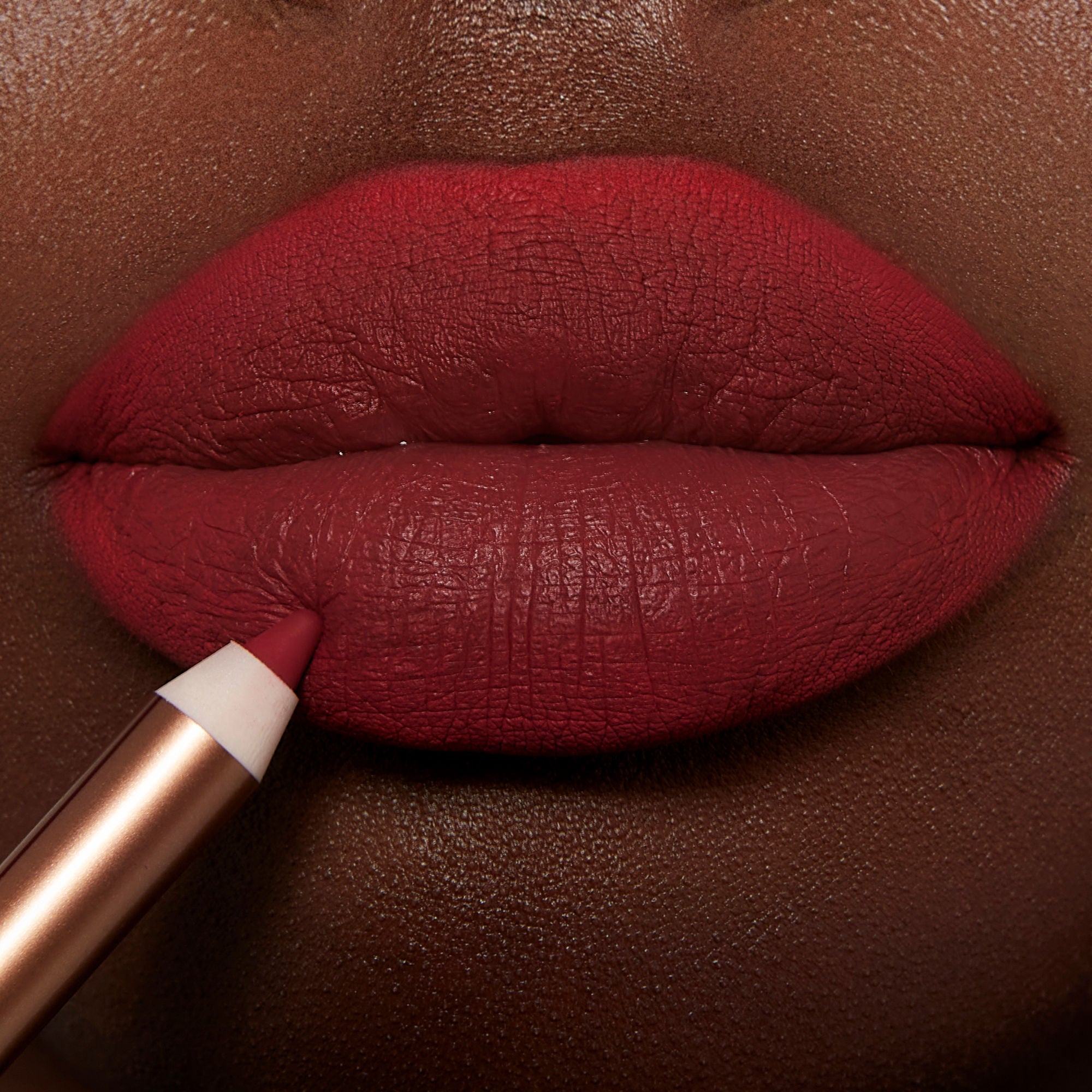 Charlotte Tilbury Lip Cheat Lip Liner - Long-Lasting, Waterproof Lip Pencil for Precise Definition & Fuller Lips | Perfect for Everyday Wear, Date Night & Special Occasions