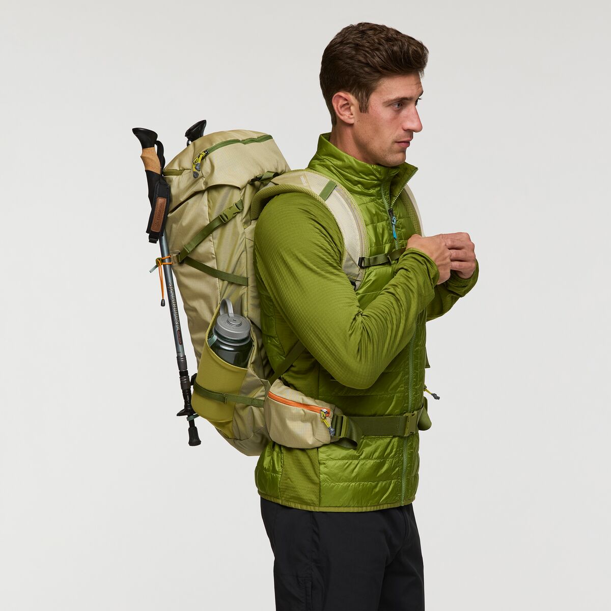 Cotopaxi Arenal 32L Backpack - Lightweight Hiking & Travel Daypack for Men & Women - Water-Resistant Grain/Lemongrass Color - Perfect for Outdoor Adventures, Commuting & Daily Use