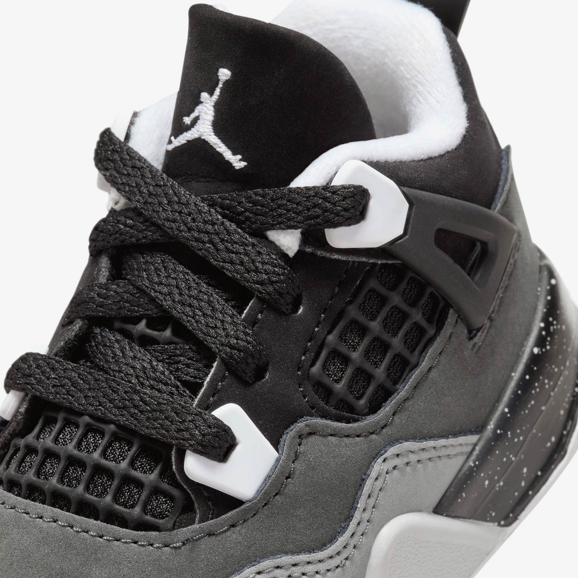Air Jordan 4 Retro 'Fear' TD Sneakers (2024) - Men's Basketball Shoes for Streetwear & Casual Style | Perfect for Sneaker Collectors & Urban Fashion Enthusiasts