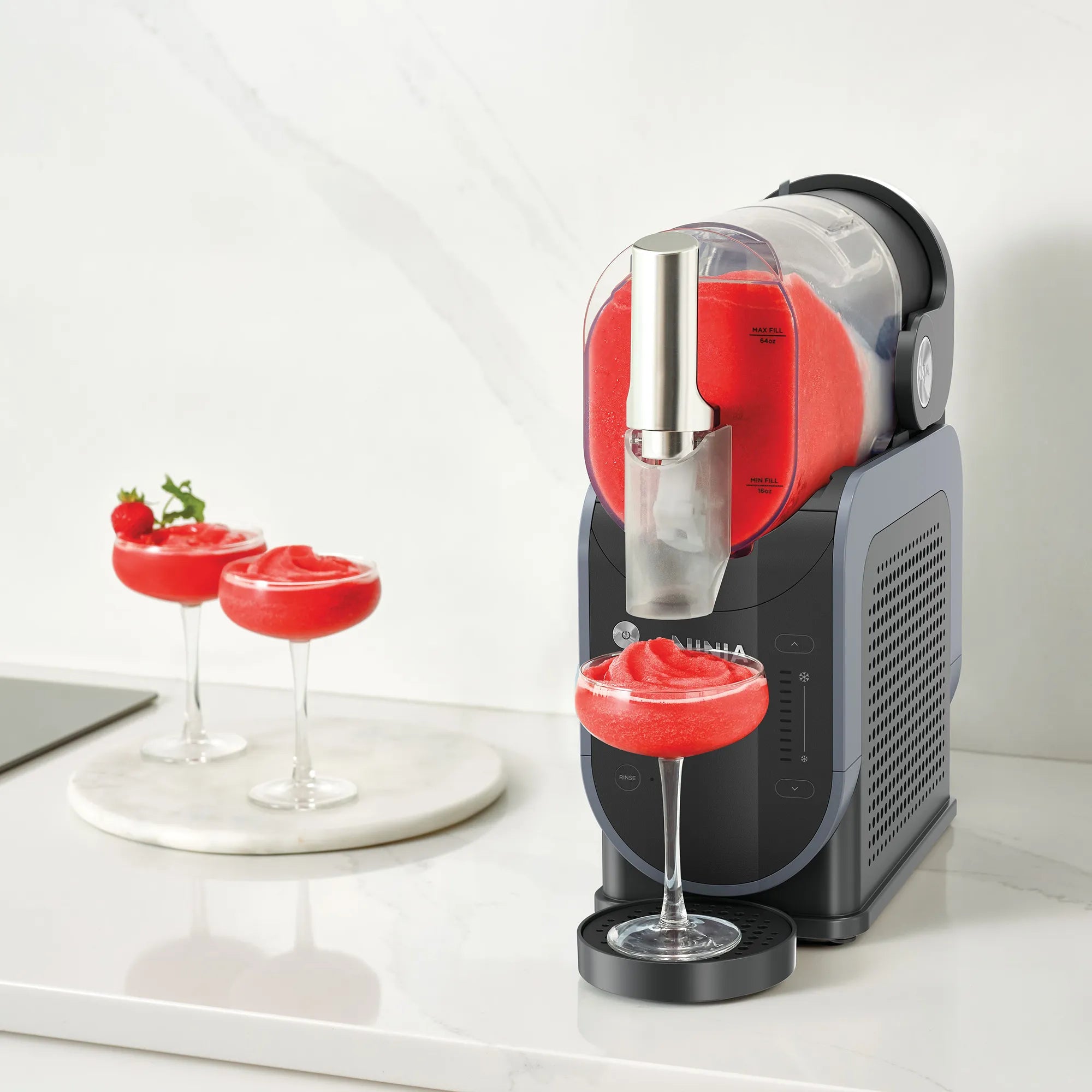 Ninja SLUSHi Professional Frozen Drink Maker - Make Smoothies, Slushies & Frozen Cocktails at Home - Perfect for Parties, Summer Treats & Healthy Snacks