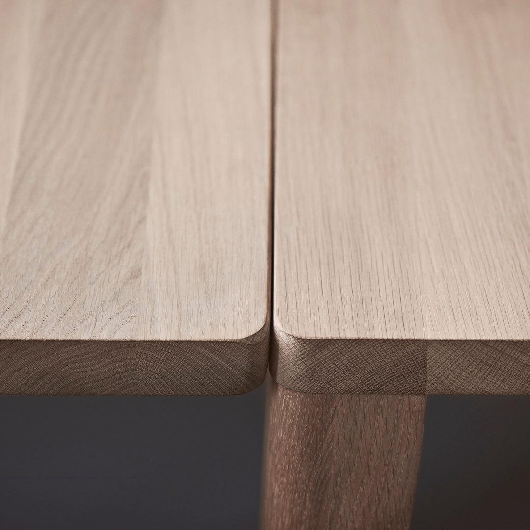 Expandable Dining Table Leaf - Solid Wood Extension for 6 to 8 Seats - Perfect for Holiday Gatherings & Dinner Parties