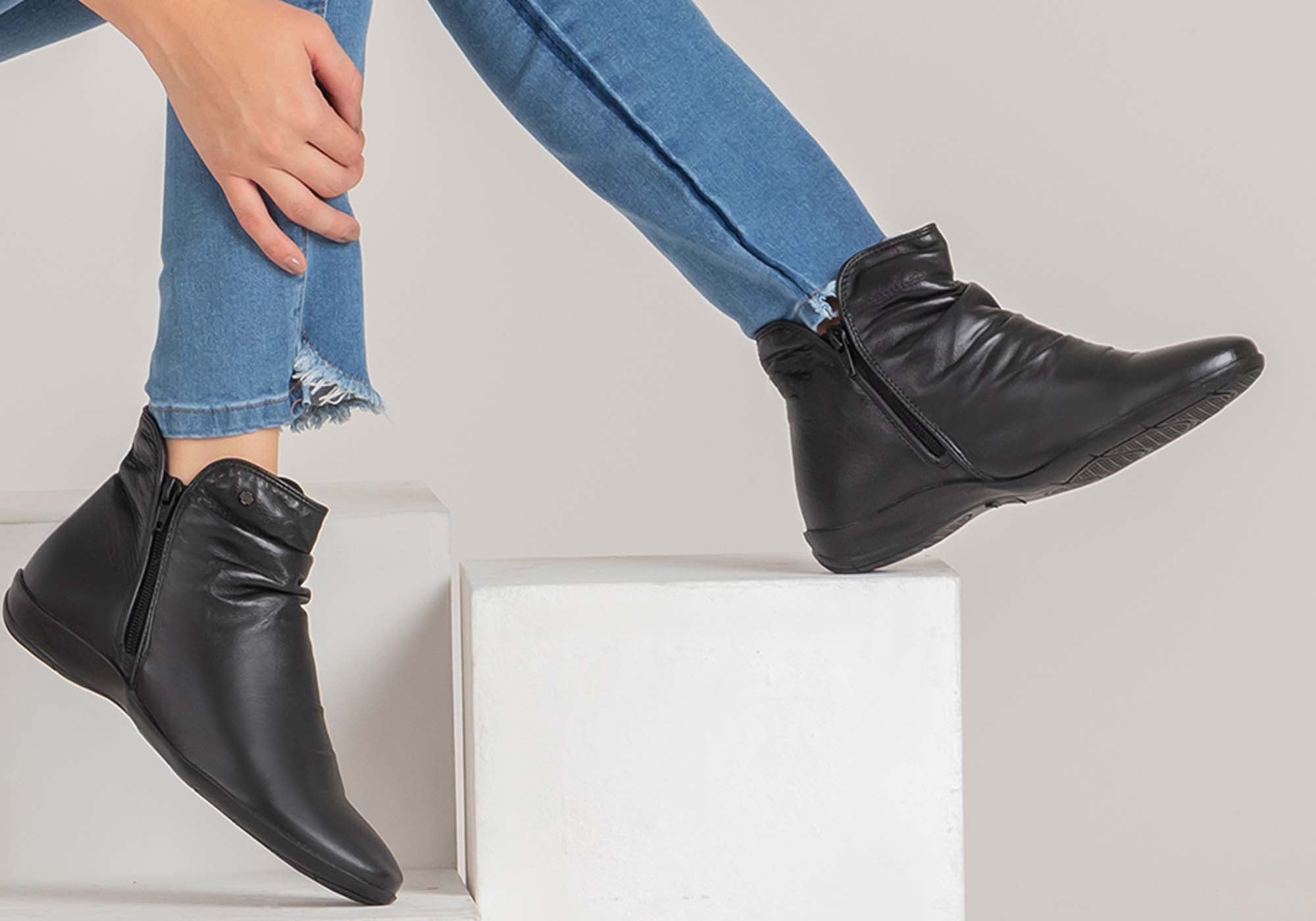 Perlatto Linda Women's Comfortable Leather Ankle Boots - Brazilian Made Leather Booties for Walking, Work & Casual Outfits