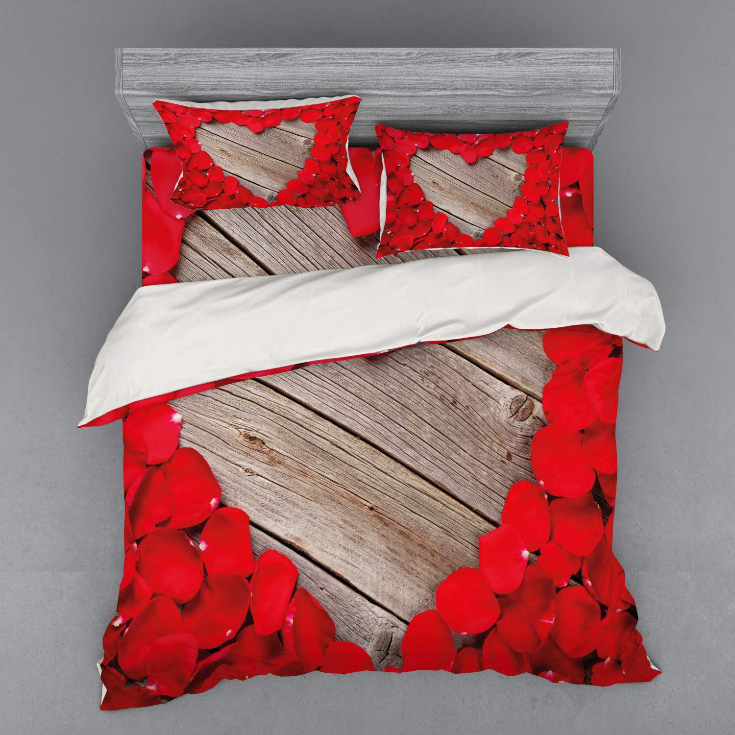 Ambesonne Rose Duvet Cover Set - Vibrant Red Rose Petals Heart Design on Wood Planks, 4-Piece King Size Bedding Set with Shams & Fitted Sheet in Vermilion Cocoa | Romantic Bedroom Decor for Couples, Valentine's Gift, Master Bedroom Upgrade
