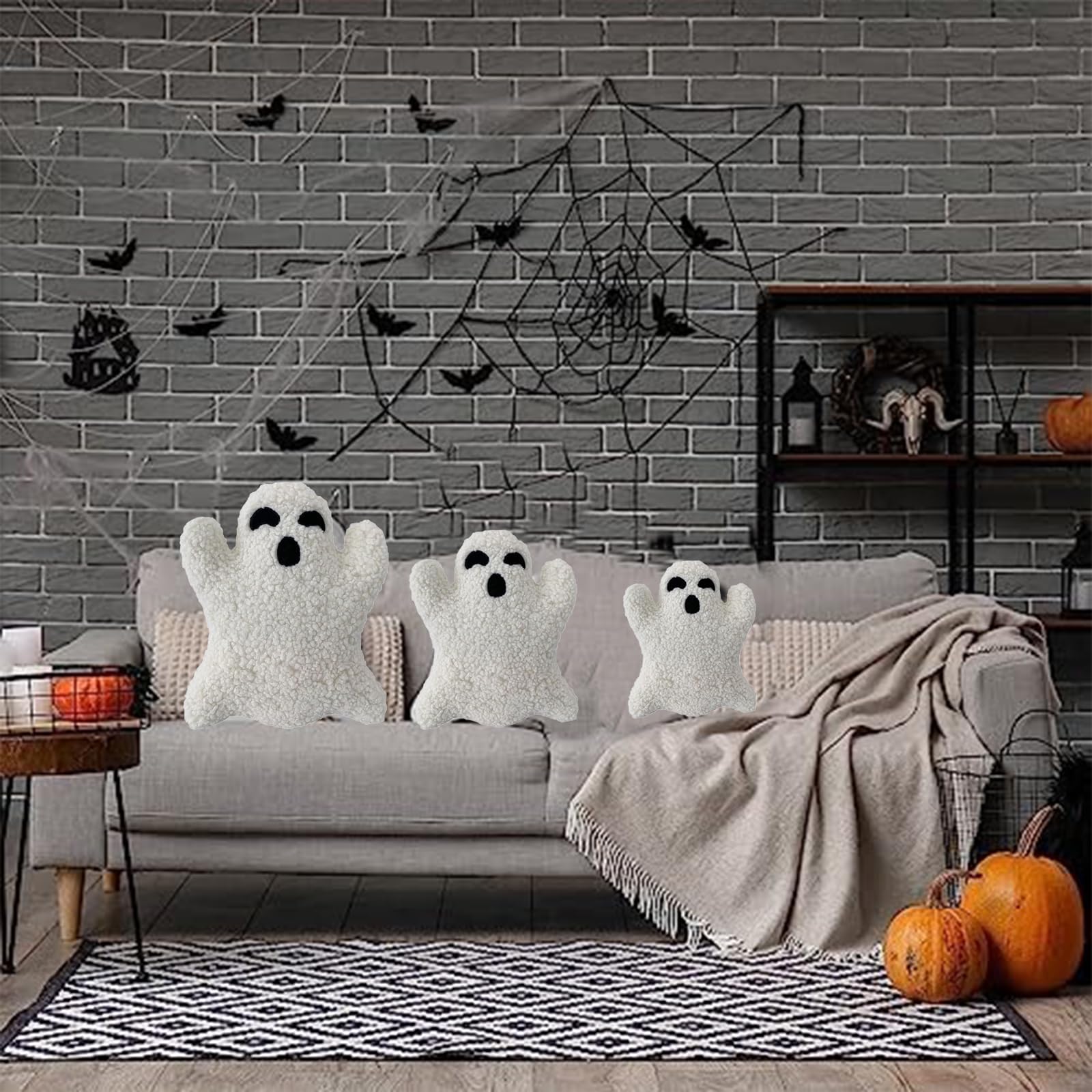 Spooky Halloween Ghost Pillow Set (3PCS) - Soft Plush Ghost-Shaped Throw Pillows for Sofa, Bed & Couch - Cute Decorative Ghost Stuffed Animal for Kids, Holiday Party & Home Decor - Perfect Halloween Gift