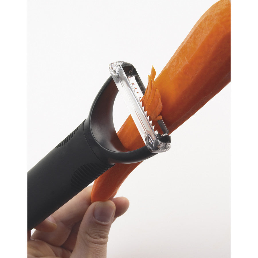 OXO Julienne Peeler - Stainless Steel Vegetable Slicer for Zucchini, Carrots & Potatoes - Perfect for Salads, Stir-Fries & Healthy Meal Prep