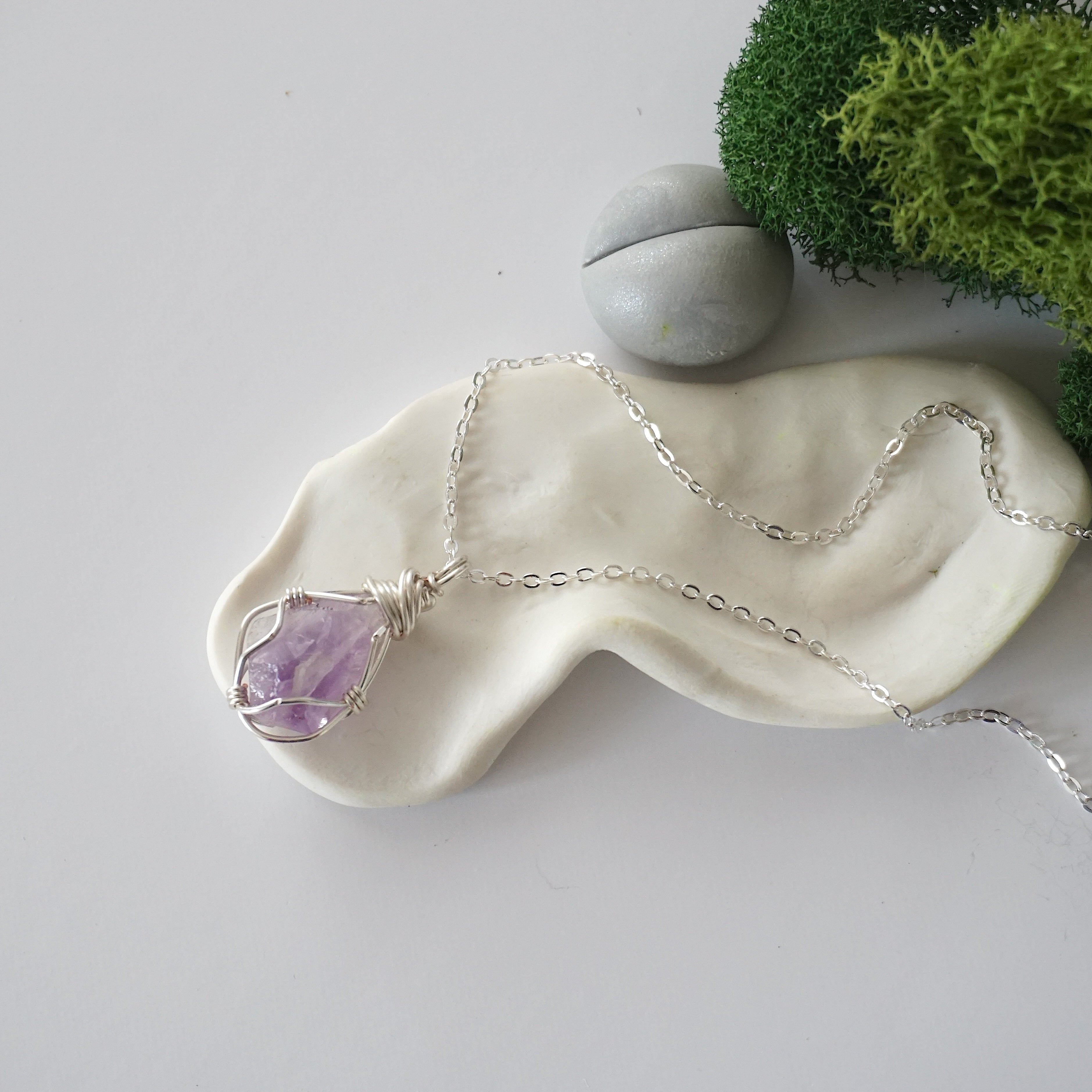Amethyst Birthstone Necklace for Women - February Birthstone Jewelry - Elegant Crystal Pendant for Gifts, Anniversaries & Special Occasions