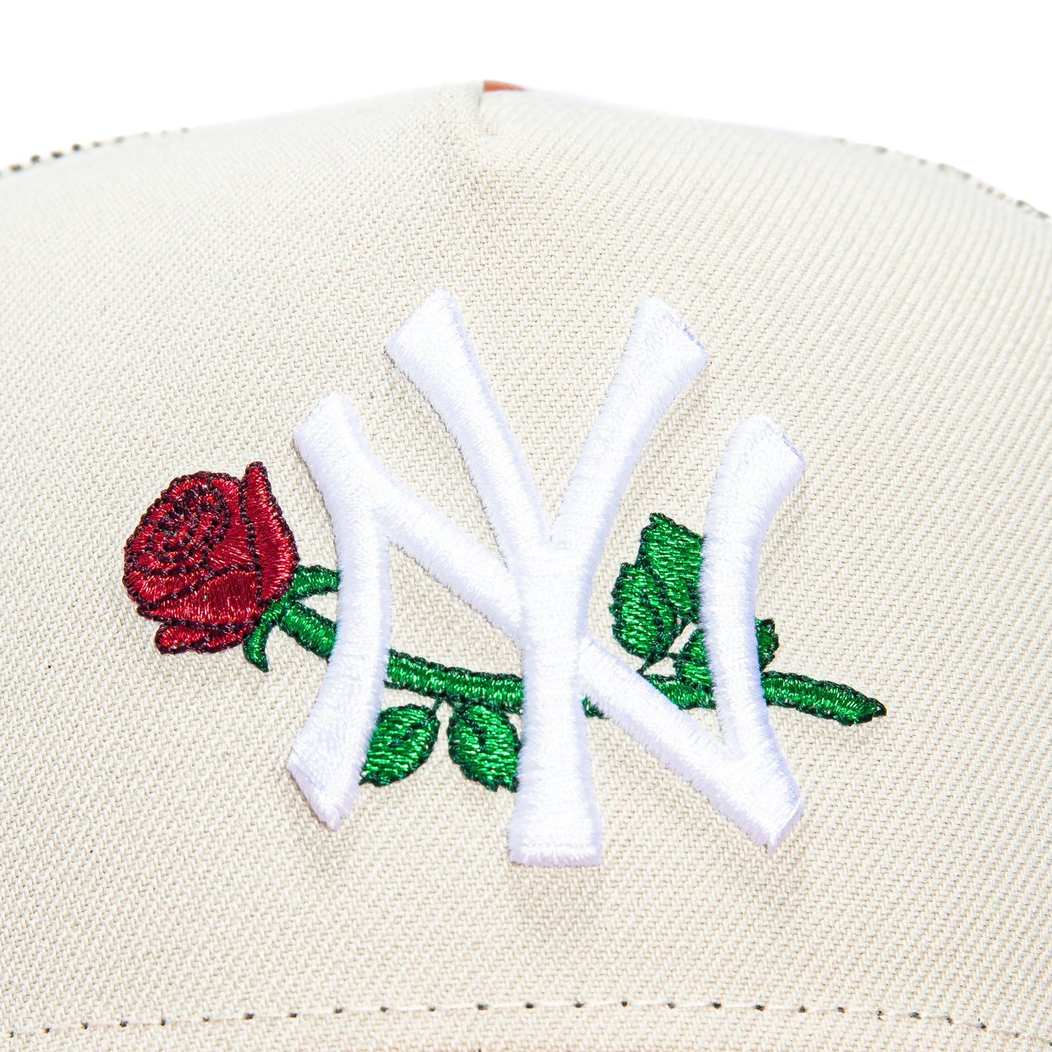 New Era 9Forty A-Frame New York Yankees Snapback Trucker Rose Hat - Stone & Brown | Stylish Baseball Cap for Men & Women | Perfect for Sports Fans, Casual Wear & Street Fashion