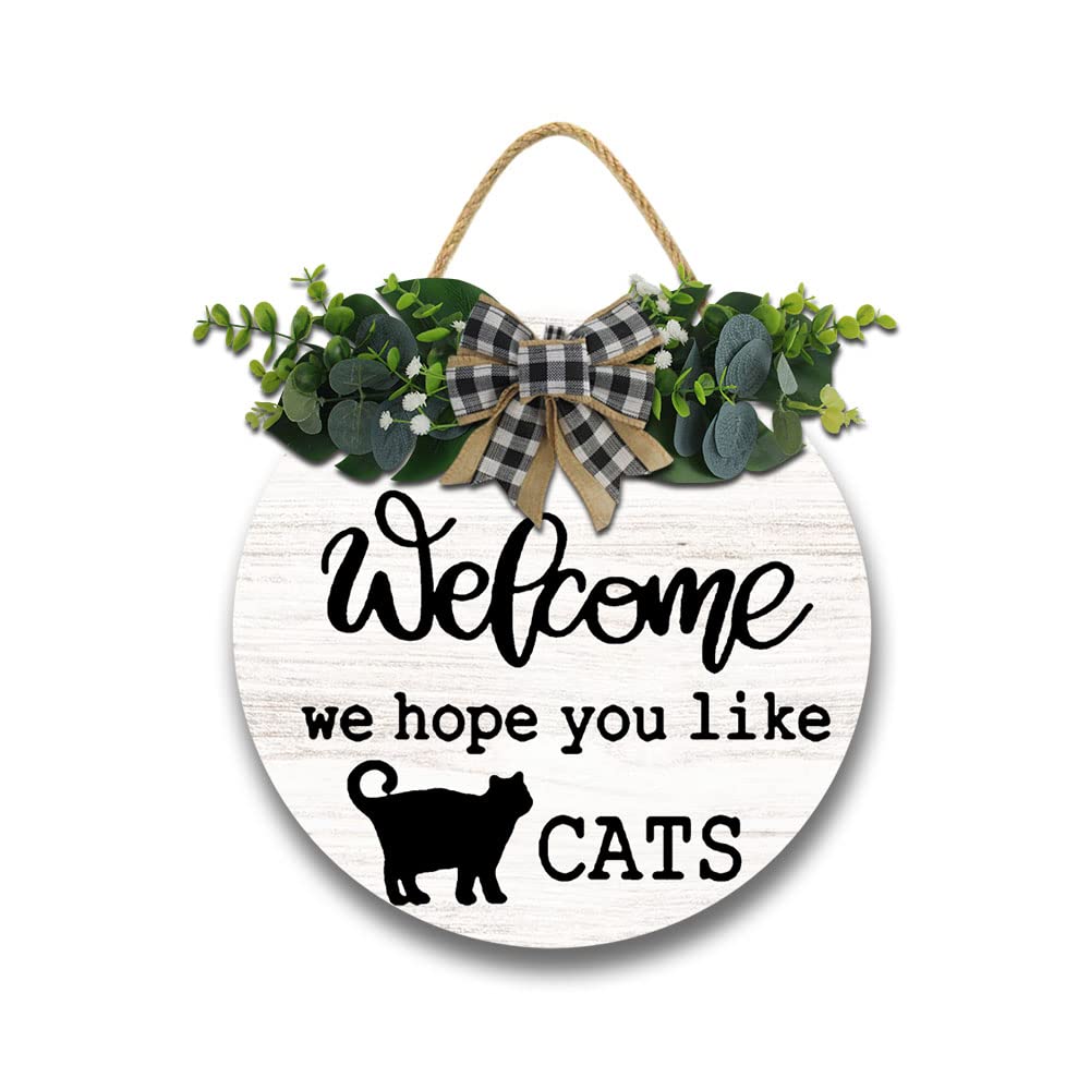 Rustic Round Wooden Welcome Sign for Front Door - Farmhouse Style Cat Lover Home Decor, Housewarming Gift for Porch & Entryway - Perfect for Farmhouse, Cottage & Country Style Homes