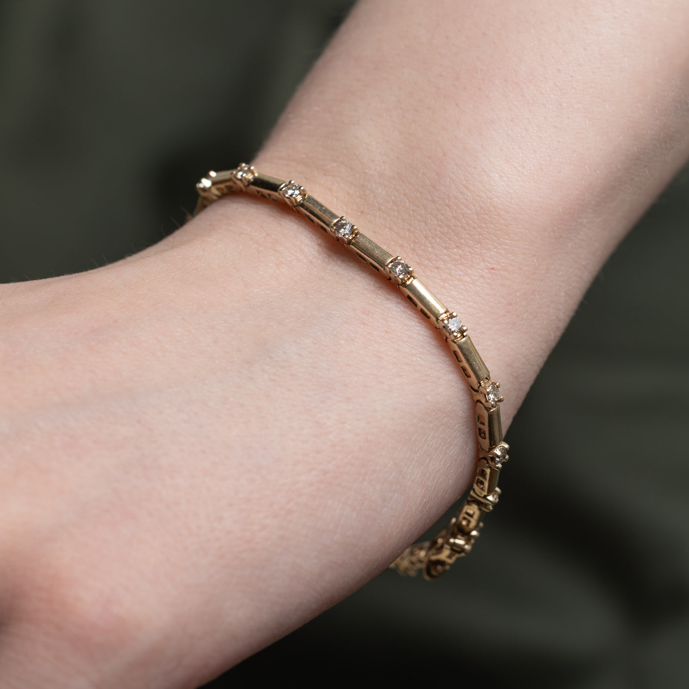 0.95ctw Diamond Bar Link Bracelet for Women - 7 Inch Adjustable Luxury Tennis Bracelet - Perfect for Weddings, Anniversaries & Special Occasions