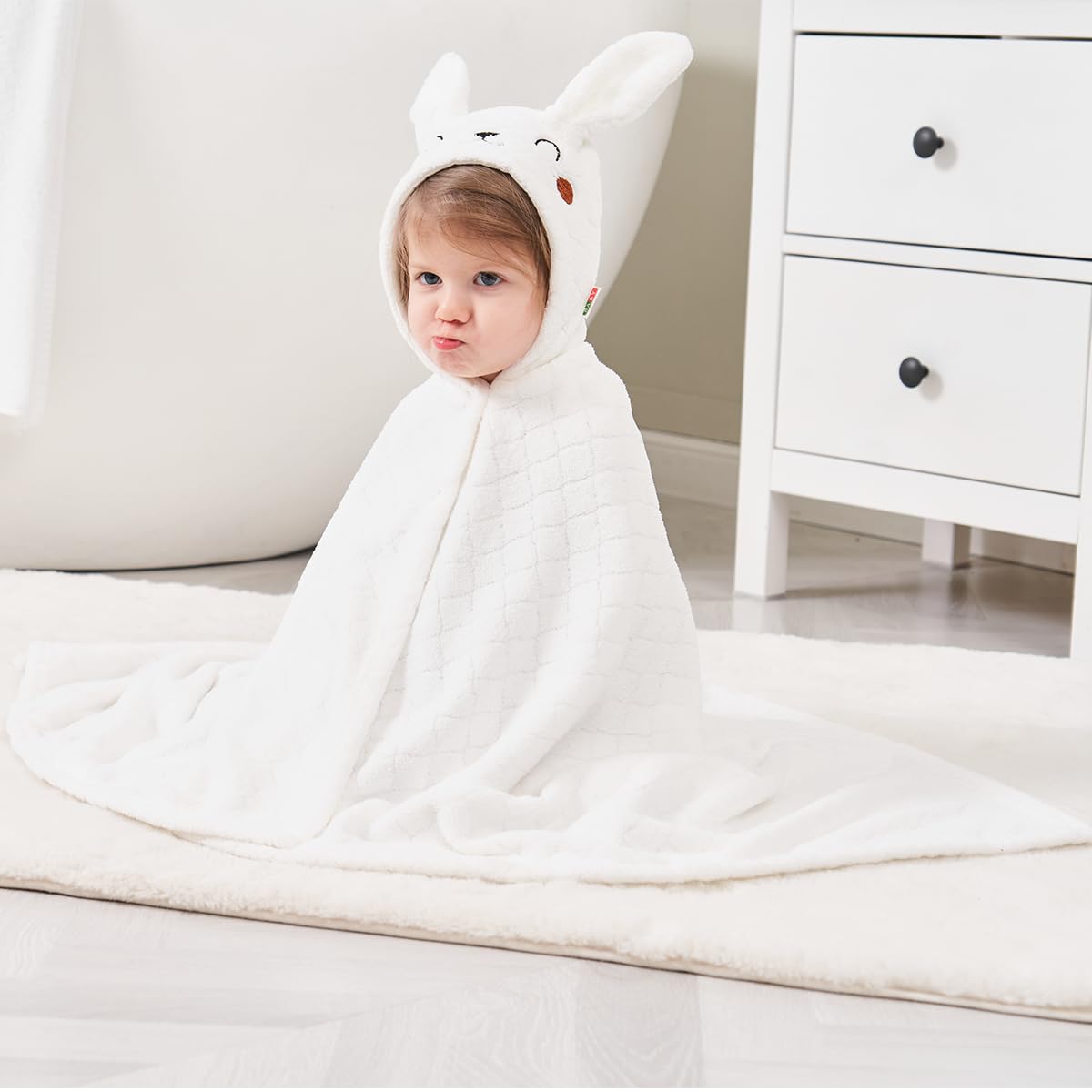 Soft Hooded Baby Towels for Girls 0-5 Years - 2-Pack Ultra Absorbent Bath Towels for Toddlers, Large 50x32 Inch (Pink & White) - Perfect for Bath Time, Swimming & Spa Day