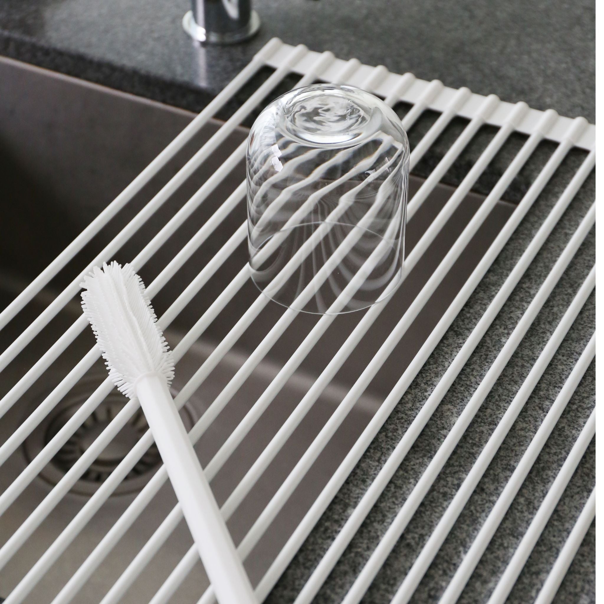 Foldable Silicone Dish Drying Rack - Space Saving Kitchen Organizer for Plates, Bowls & Utensils | Perfect for Small Kitchens, RVs & Dorm Rooms | White