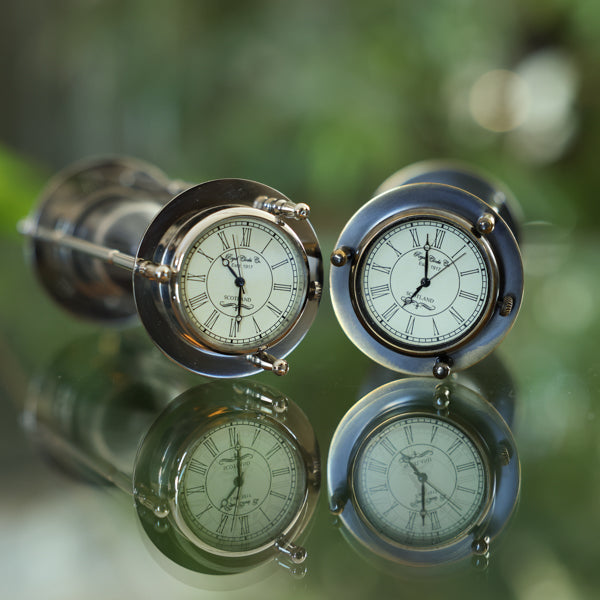 1 or 2 Minute Sand Timer with Compass - Perfect for Board Games, Cooking, Workouts & Classroom Activities