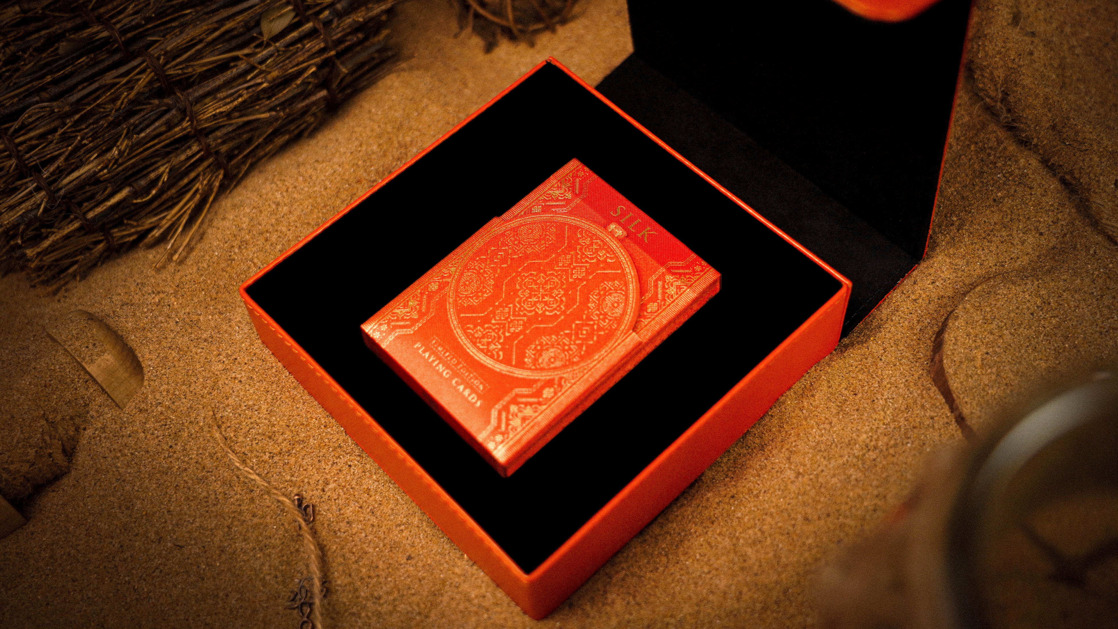 Luxury Silk Leather Jewelry Box Set - Elegant Gift for Women, Perfect for Storing Rings, Necklaces & Earrings at Home or Travel