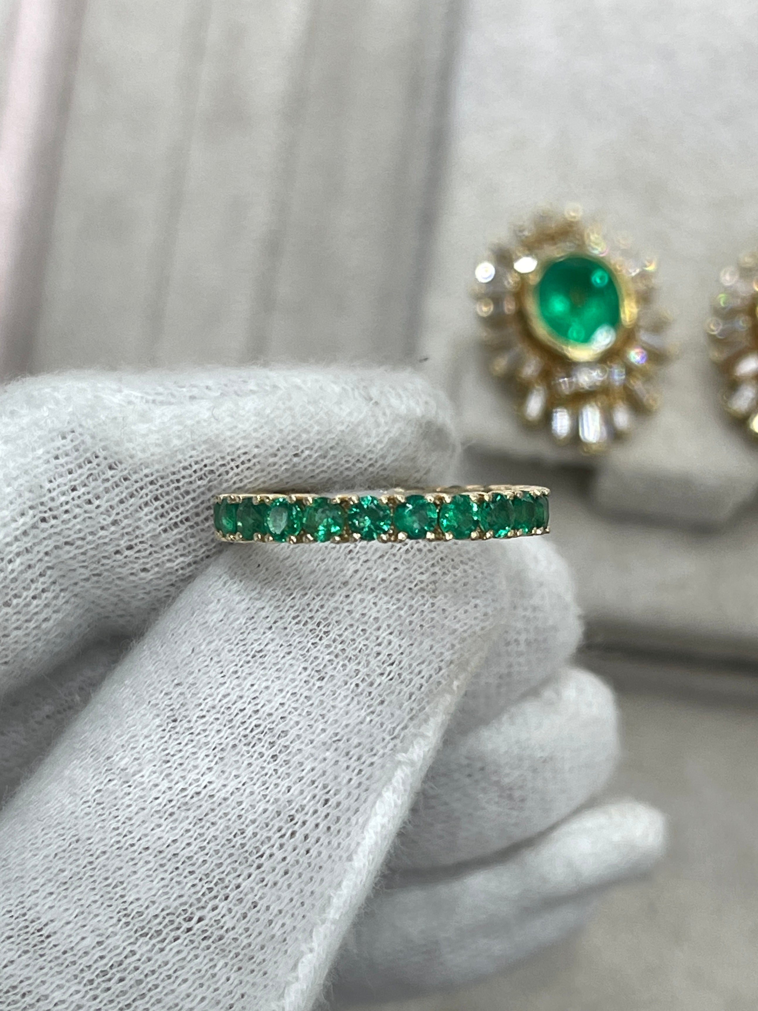 14K Gold Half Round Emerald & Diamond Eternity Band Ring - Size 7 | Wedding, Anniversary, Engagement Jewelry Gift for Women