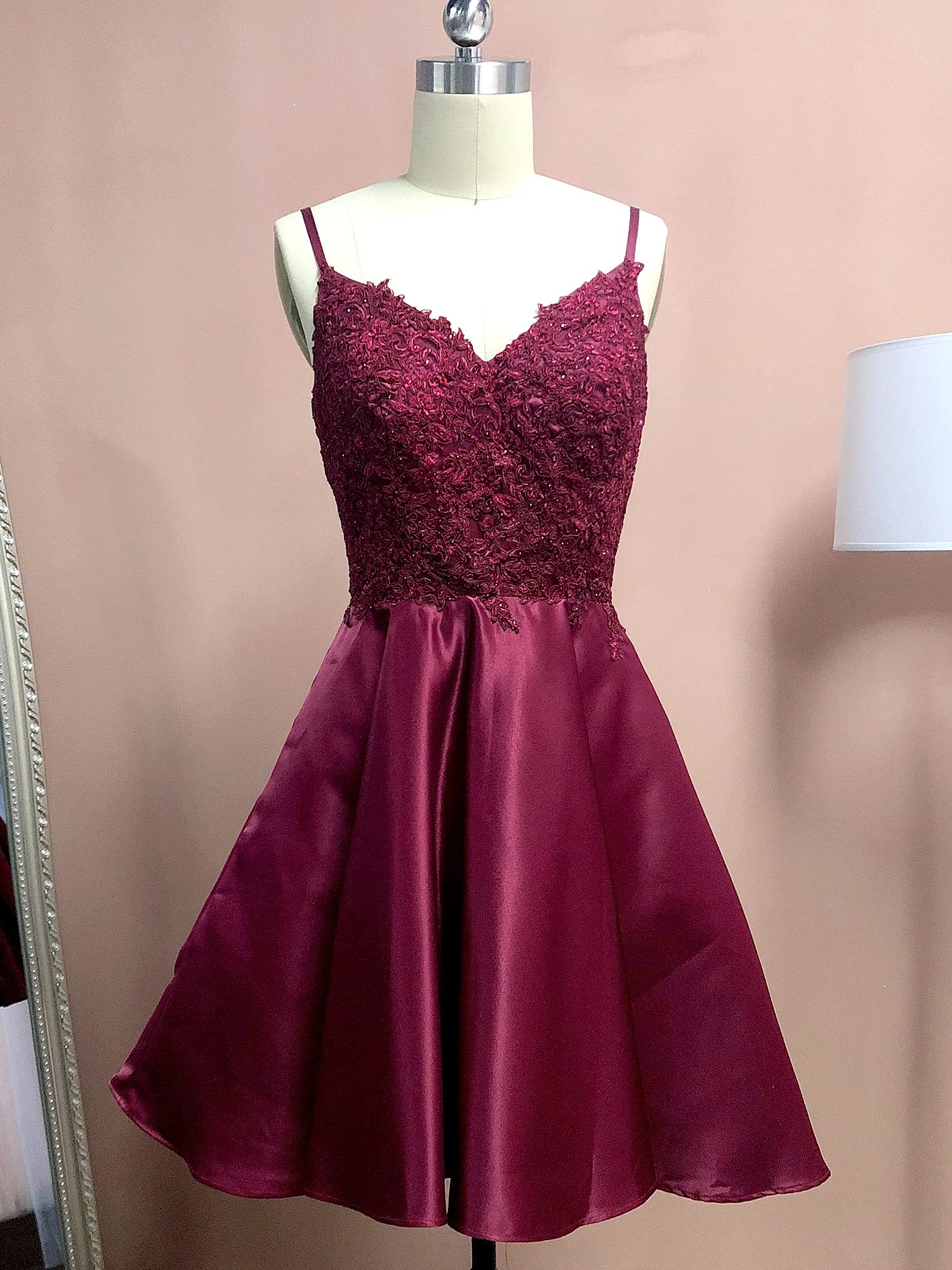 2025 Prom Dresses for Juniors | Short A-Line Homecoming Dresses with Pockets | V-Neck Party Gowns for Graduation & Formal Events | Perfect for Dances, Parties & Special Occasions