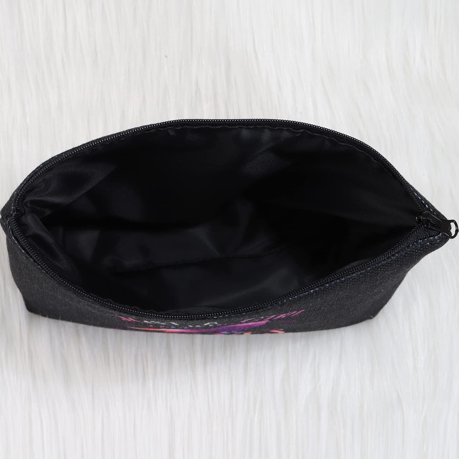 Howling Wolf Makeup Bag - Wolf Lover Gift, Cosmetic Zipper Pouch, Travel Toiletry Bag for Women - Perfect for Travel, Gym & Daily Essentials (Black Wolf Design)