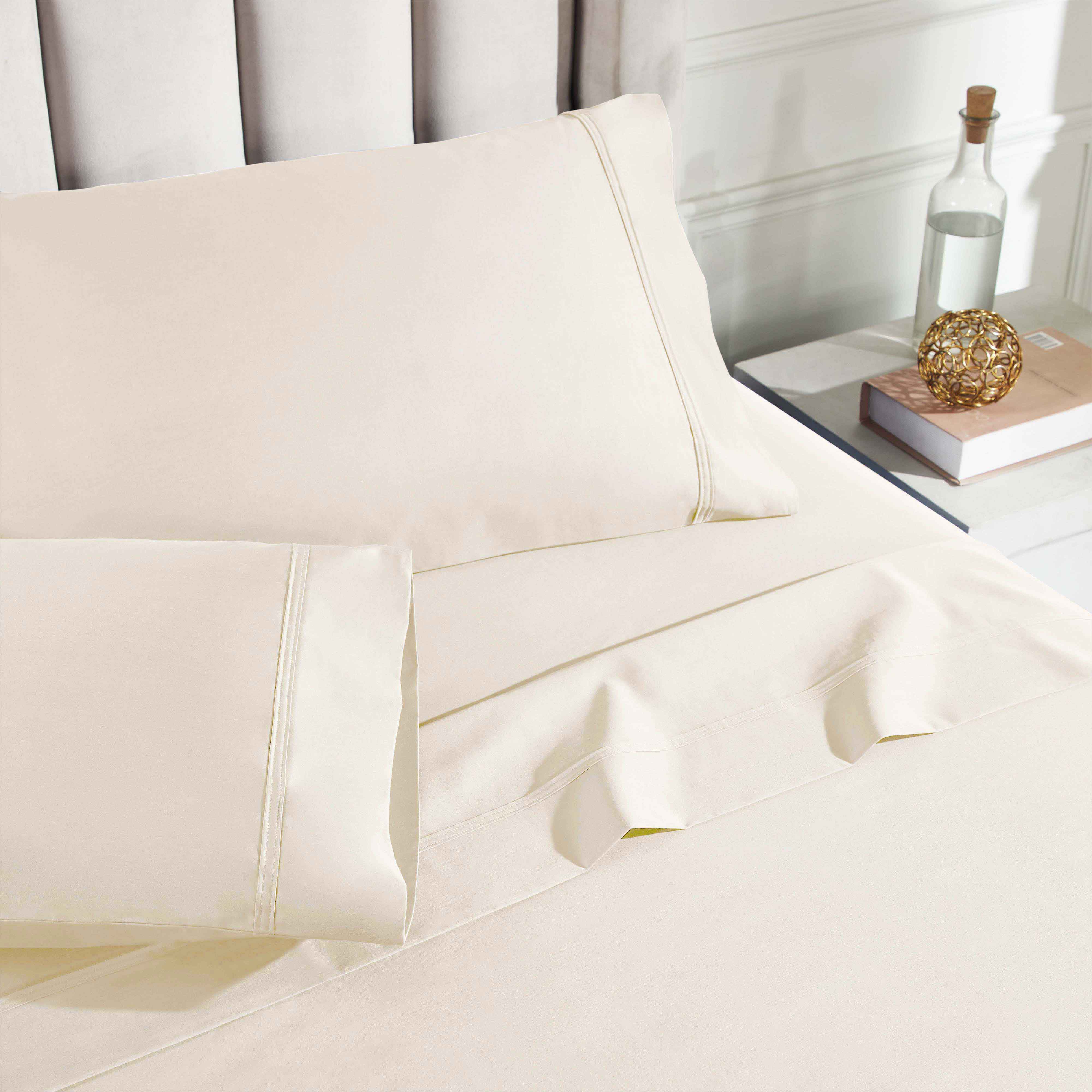 Premium 850 Thread Count 100% Cotton Solid Color Bed Sheet Set - Ultra Soft & Breathable for Comfortable Sleep - Perfect for Master Bedroom, Guest Room & Luxury Hotels