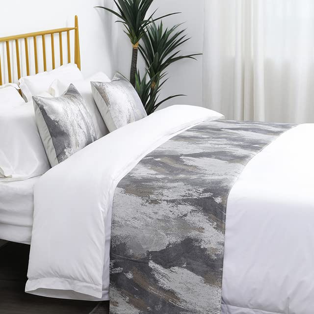 ZUUNA Hotel Bed Flag & Bed Runner Set - Ink Wash Painting Design for Homestay, Wedding Room Decor - Elegant Bed Tail Towel & Pillowcase for Luxury Bedroom Styling