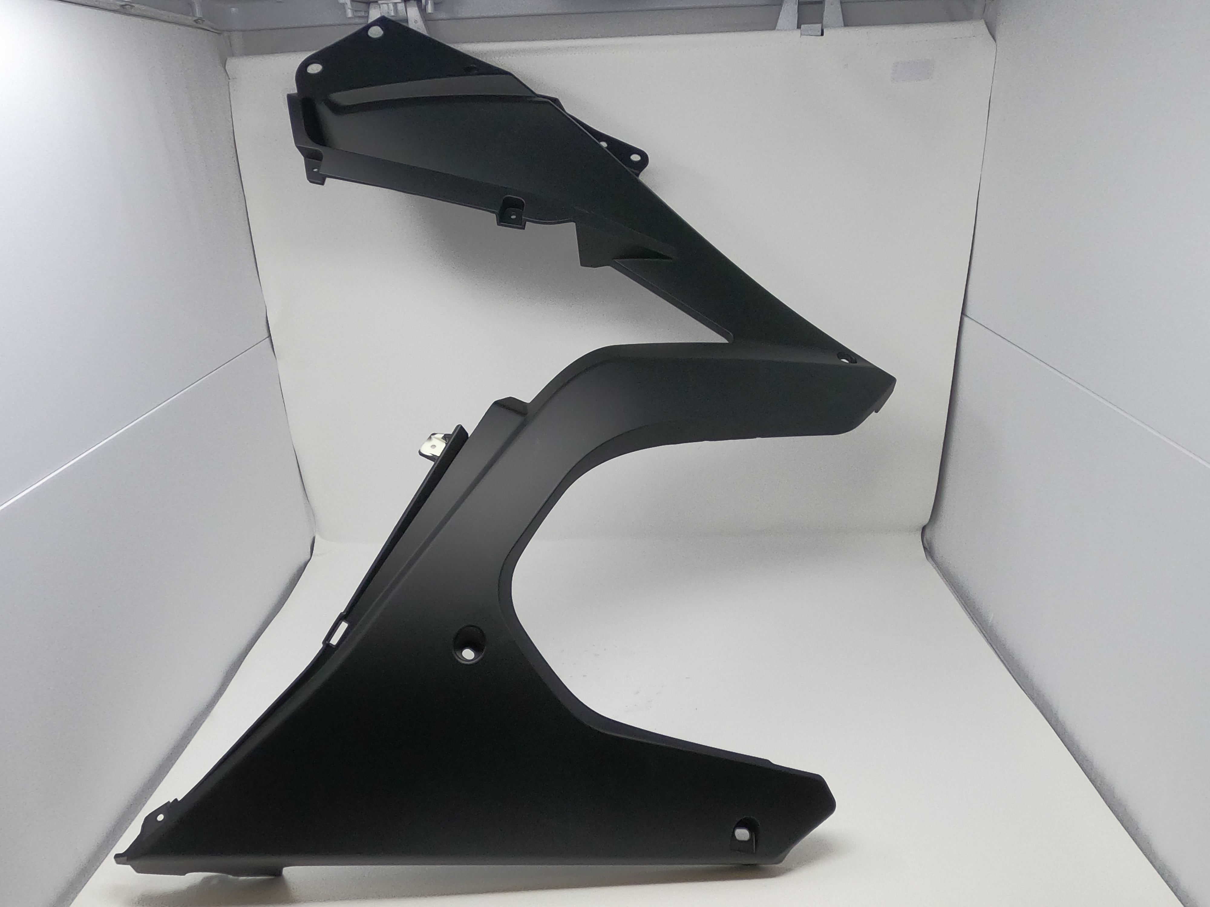 200cc Automatic Motorcycle X19 - Left Middle Fairing (03010677) | Durable Replacement Part for Street Bikes & Commuter Motorcycles | Perfect for Urban Riding & Daily Commutes