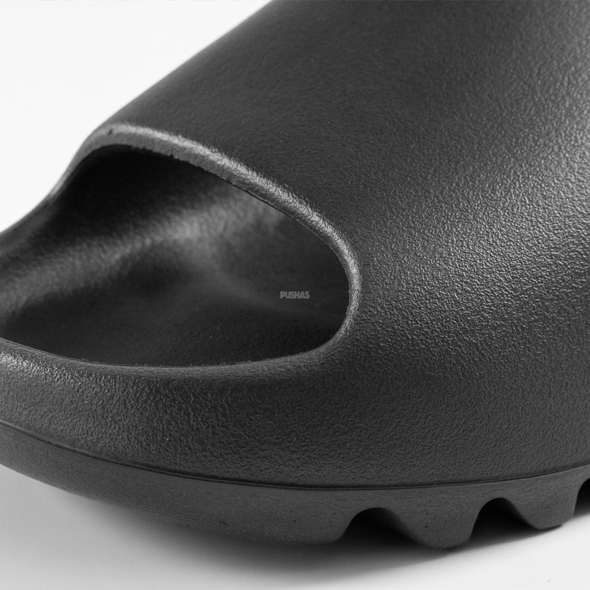 Adidas Yeezy Slide 'Granite' 2023 - Comfortable Unisex Slides for Beach, Pool & Home Wear - Latest Yeezy Footwear Collection