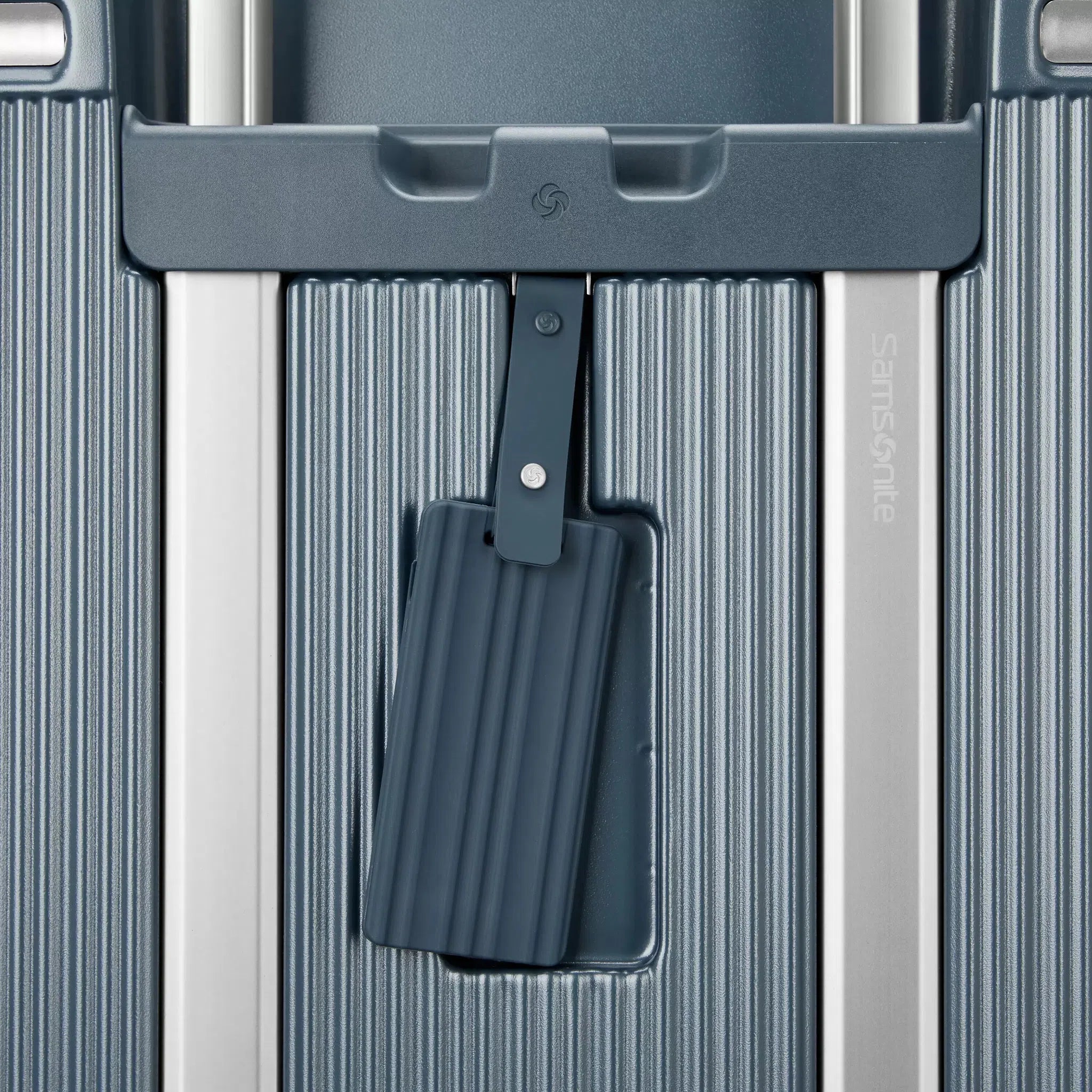 Samsonite Silhouette 18