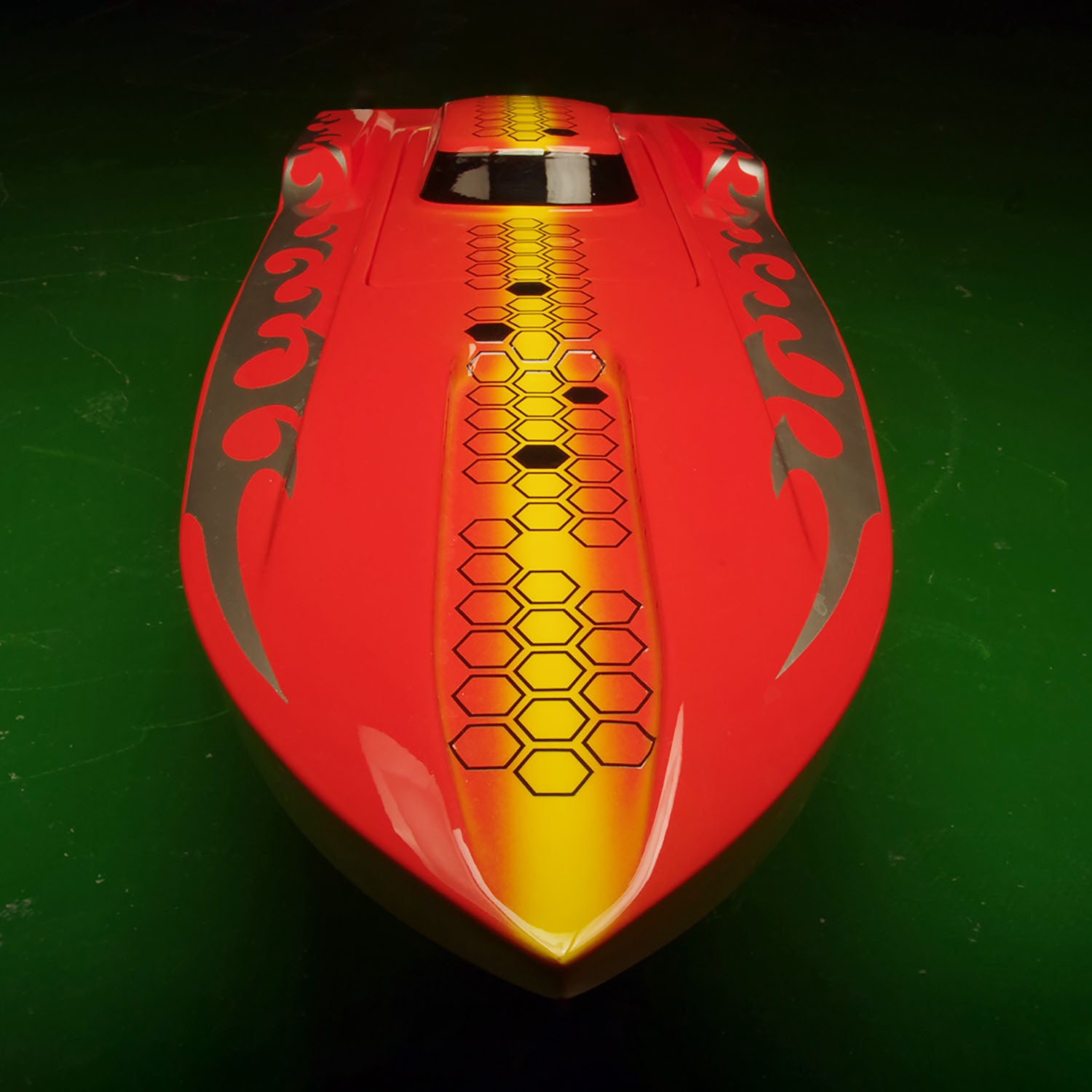 DTRC X79 Kevlar RC Boat Hull for High Speed Racing - DIY Remote Control Model Ship Kit (Advanced Level) - Perfect for Competitive RC Boat Racing and Professional Hobbyists