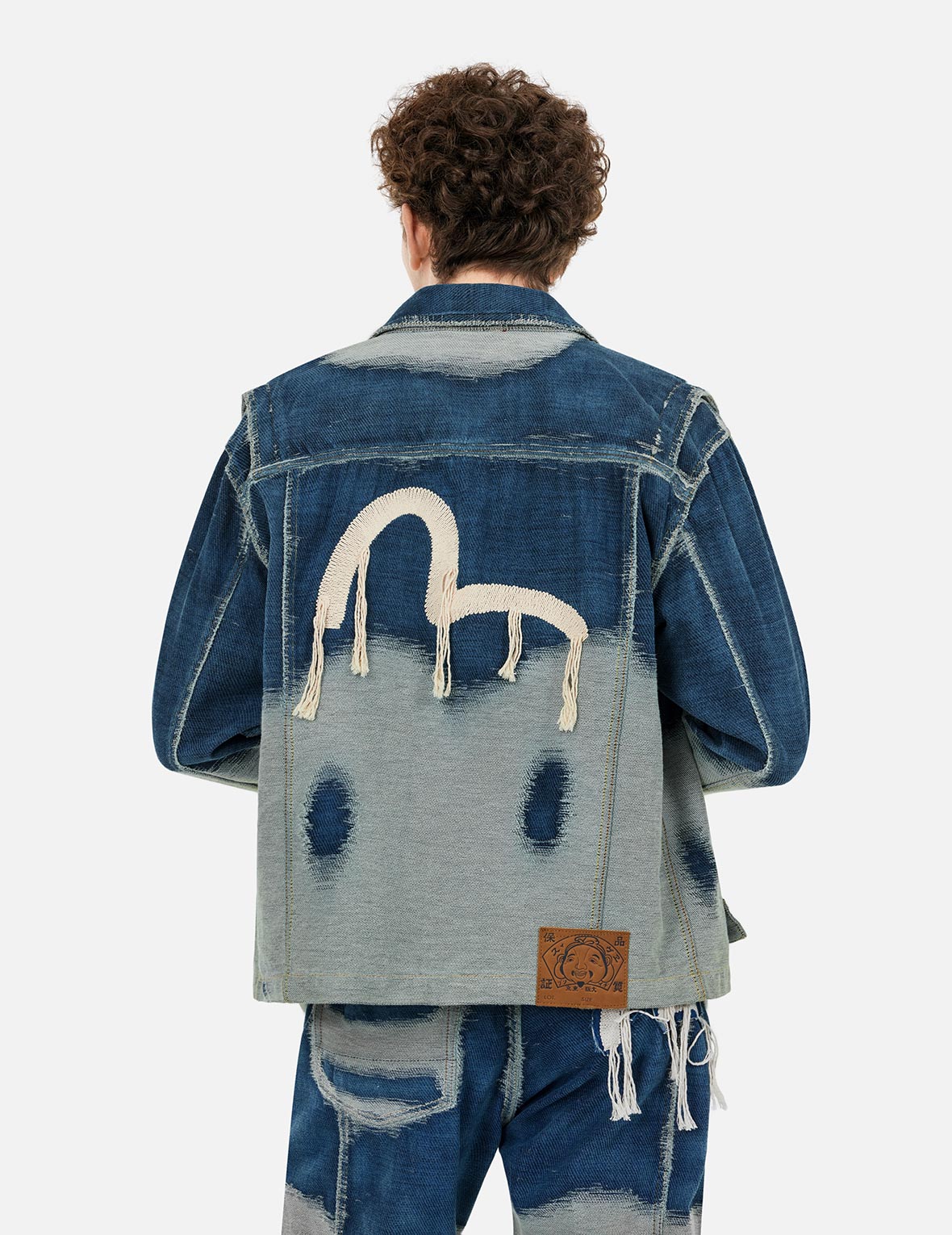 Vintage Distressed Logo & Seagull Embroidery Relaxed Fit Denim Jacket for Men & Women - Casual Streetwear, Fall Fashion, and Outdoor Adventures