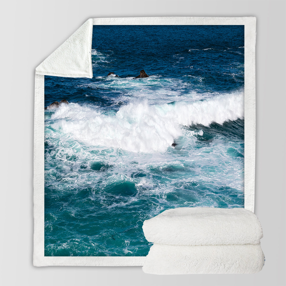 Ocean Bedspread Blanket - Soft & Breathable Coastal Decor Bedding - Perfect for Beach House, Guest Room, or Dorm Room Decor
