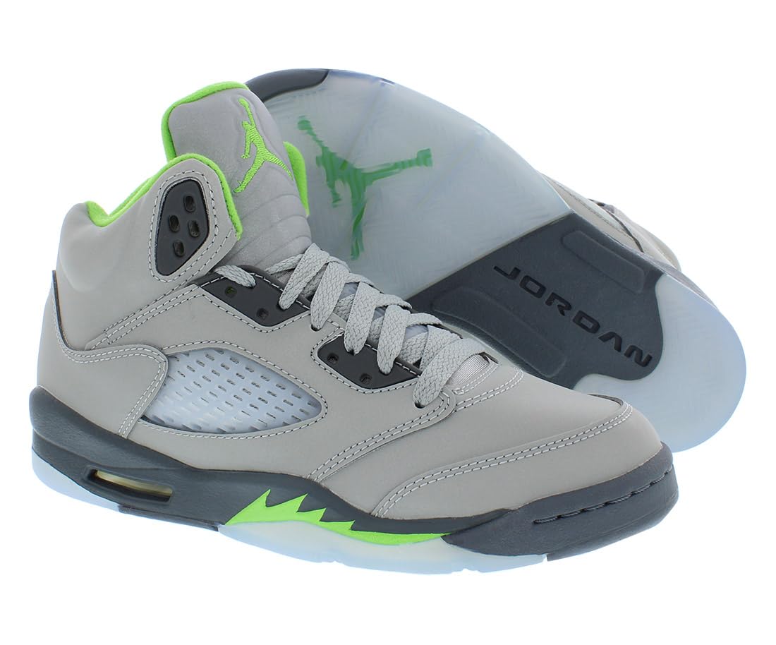 Nike Boys Air Jordan 5 Retro Sneakers - Big Kid Size Basketball Shoes for Kids, Comfortable & Durable - Perfect for School, Sports & Casual Wear