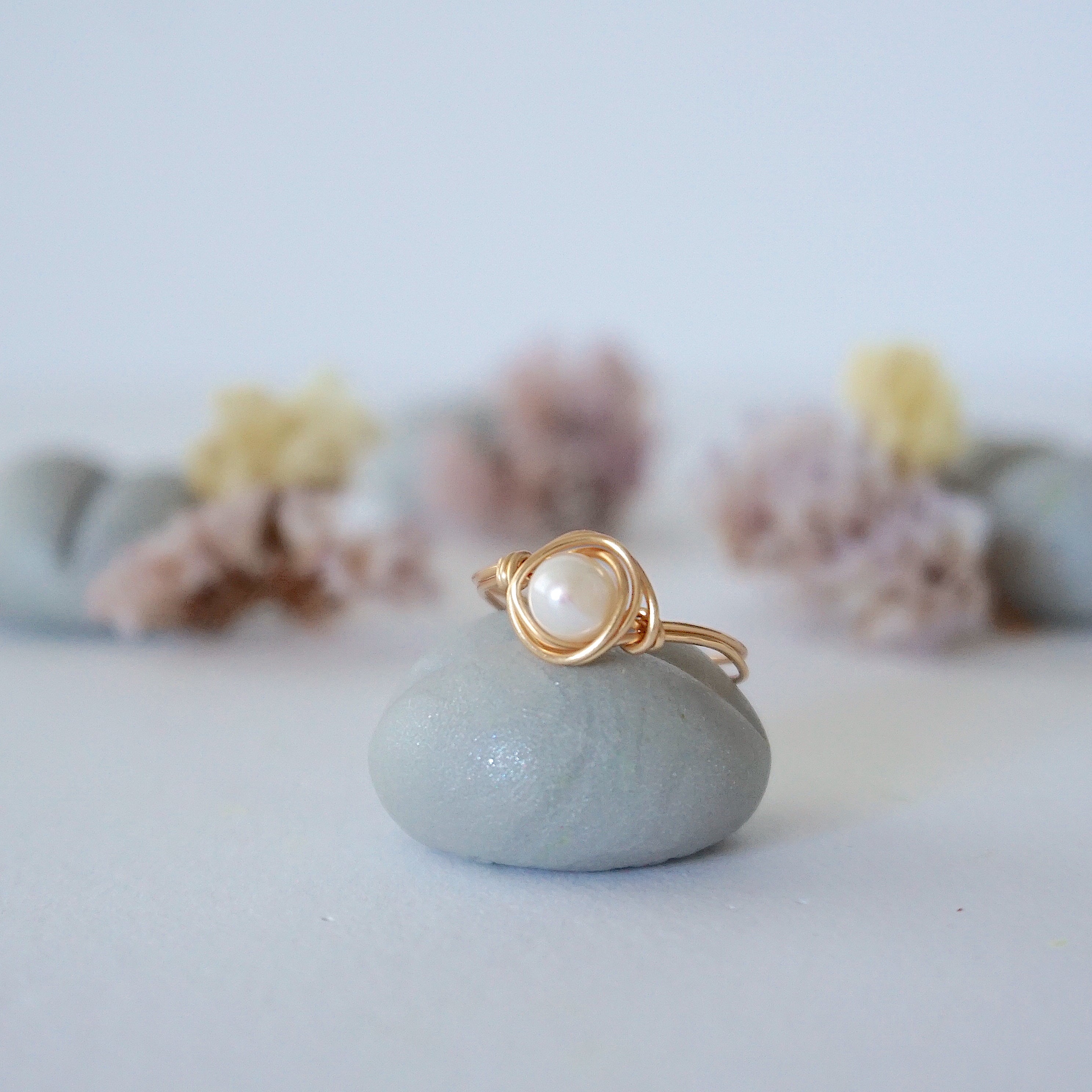 Elegant Classic Pearl Ring in 14K Gold for Women - Perfect for Weddings, Anniversaries & Special Occasions
