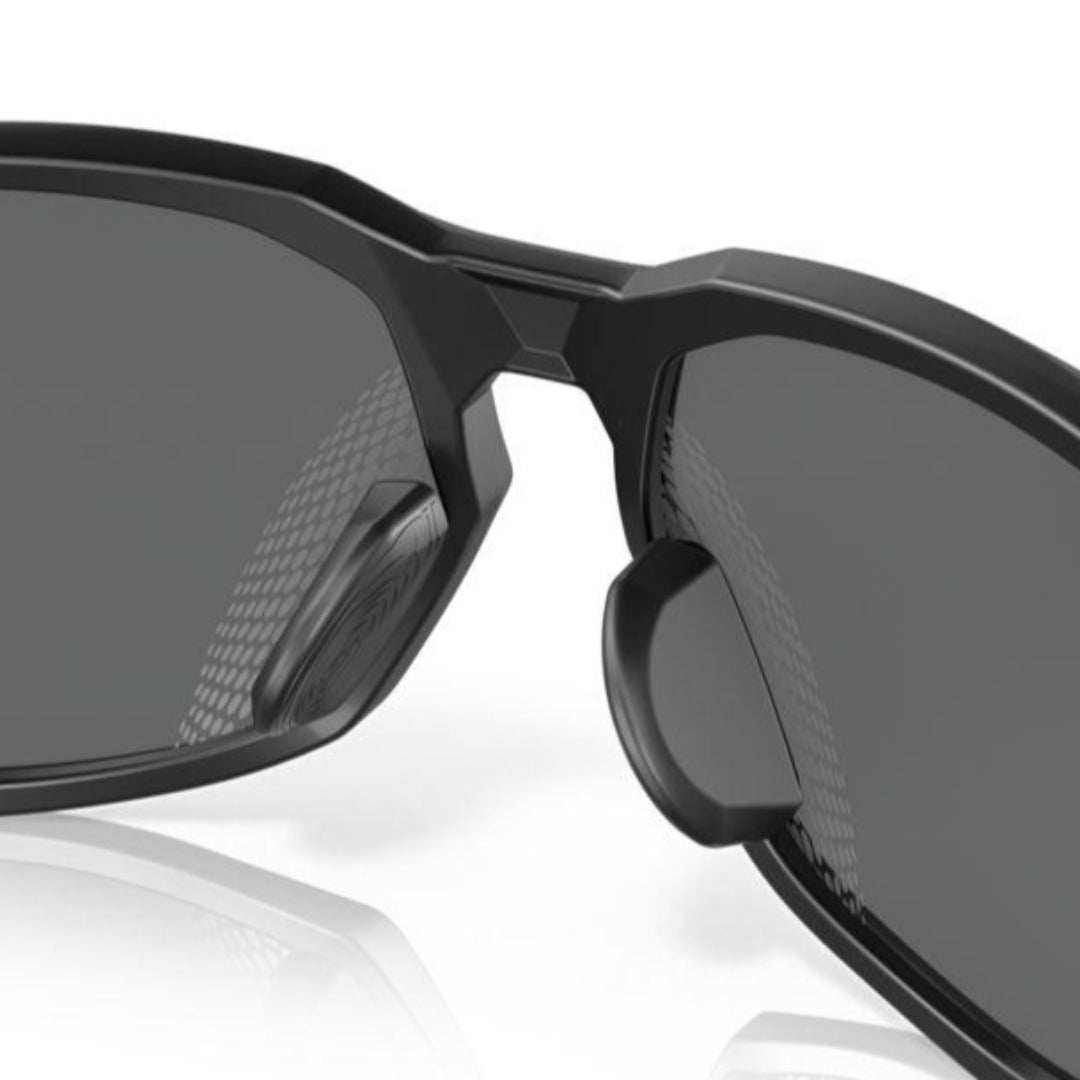 Oakley Kaast Matte Black/Prizm Black Polarized Sunglasses 0OO9227 922701 - Stylish UV Protection for Outdoor Sports & Driving