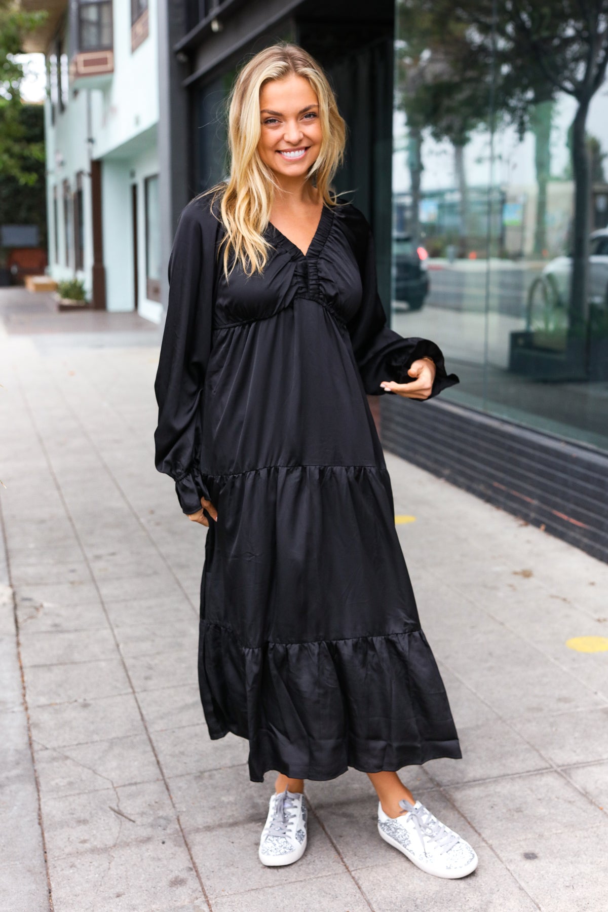 Elegant Black Elastic V-Neck Tiered Satin Maxi Dress for Women - Perfect for Evening Parties, Weddings & Special Occasions