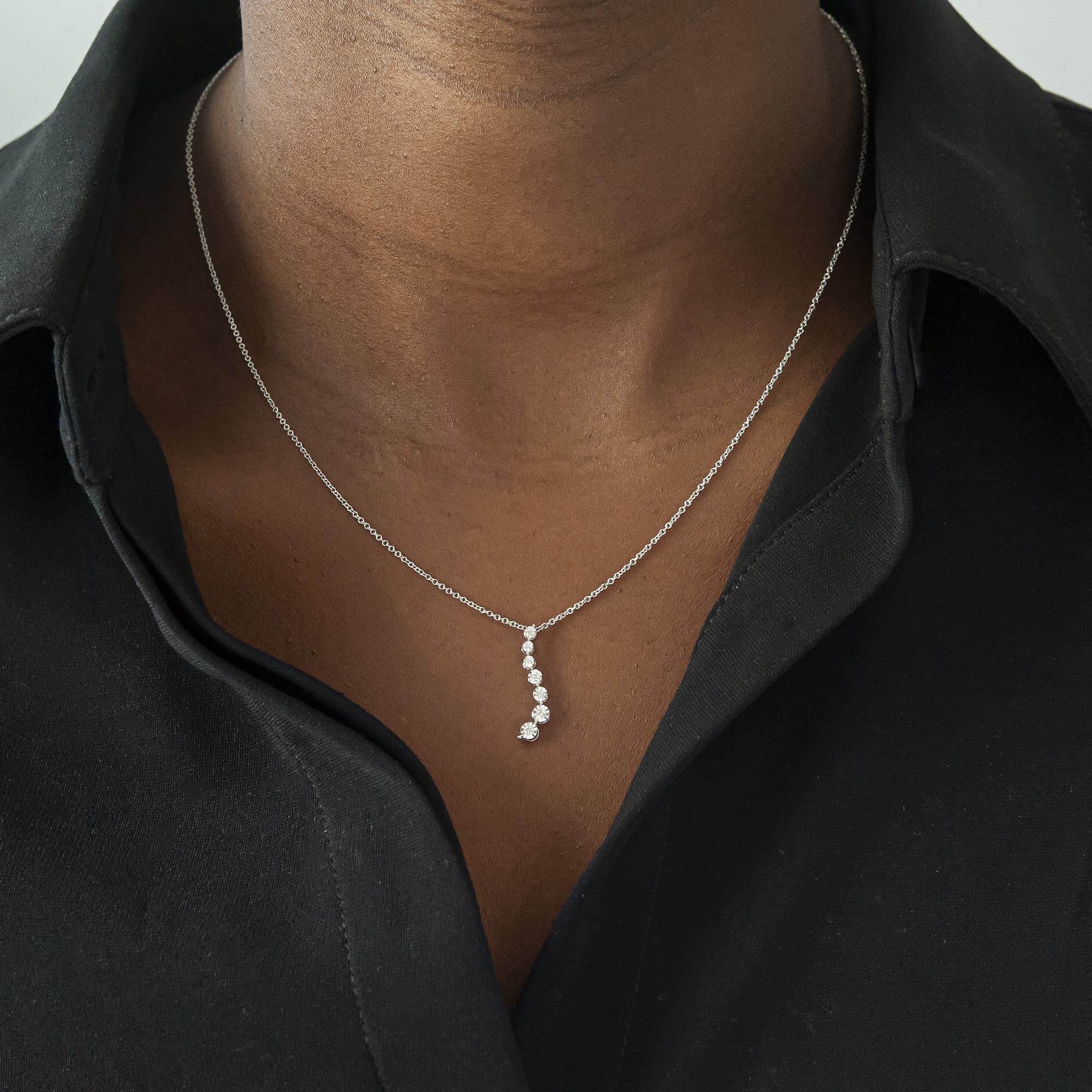 1/10 CT Sterling Silver Diamond Pendant Necklace for Women - 18