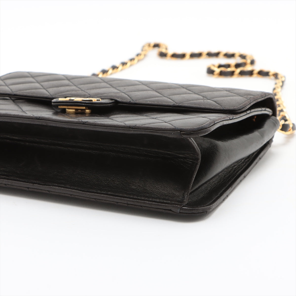 Chanel CC Logo Matelasse Lambskin Chain Shoulder Bag Black - Luxury Designer Crossbody Purse for Women | Perfect for Evening Parties, Date Nights & Special Occasions