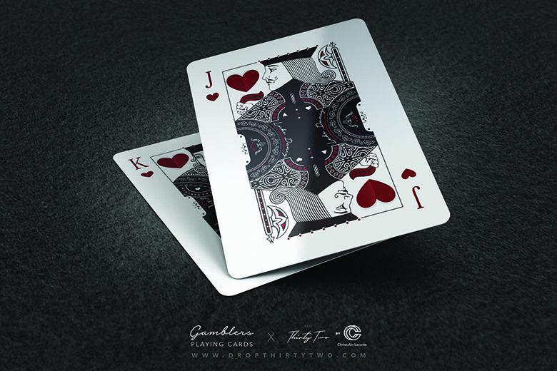 Premium Gambler's Playing Cards - Borderless Black Deck for Poker, Magic Tricks & Casino Night Entertainment | Ideal for Cardistry, Poker Games & Professional Magic Performances