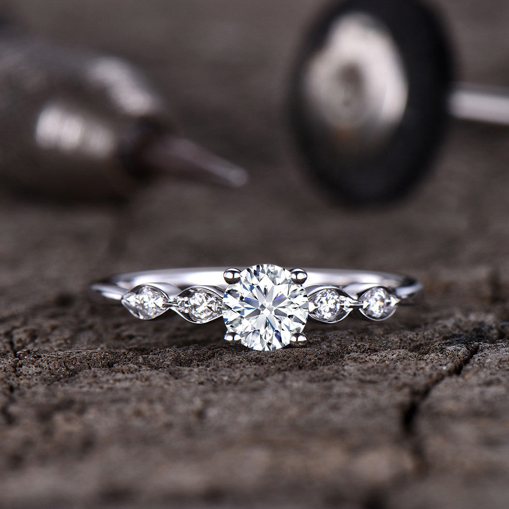Vintage Moissanite Engagement Ring - 5mm Round Cut 0.5 Carat Moissanite & Diamond Bridal Ring in 14K/18K White Gold - Perfect for Proposals, Anniversaries & Wedding Bands