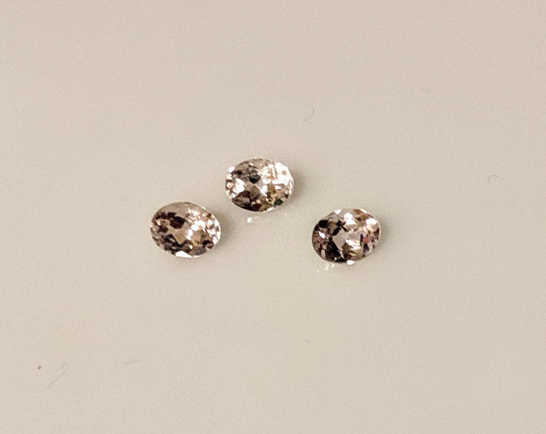 3-Piece Wholesale Lot of Natural Light Pink Morganite Gemstones - 5x4mm Oval, 1tcw+, VVS Eye Clean for Jewelry Making & Bulk Purchases - Perfect for Engagement Rings, Earrings & Necklaces