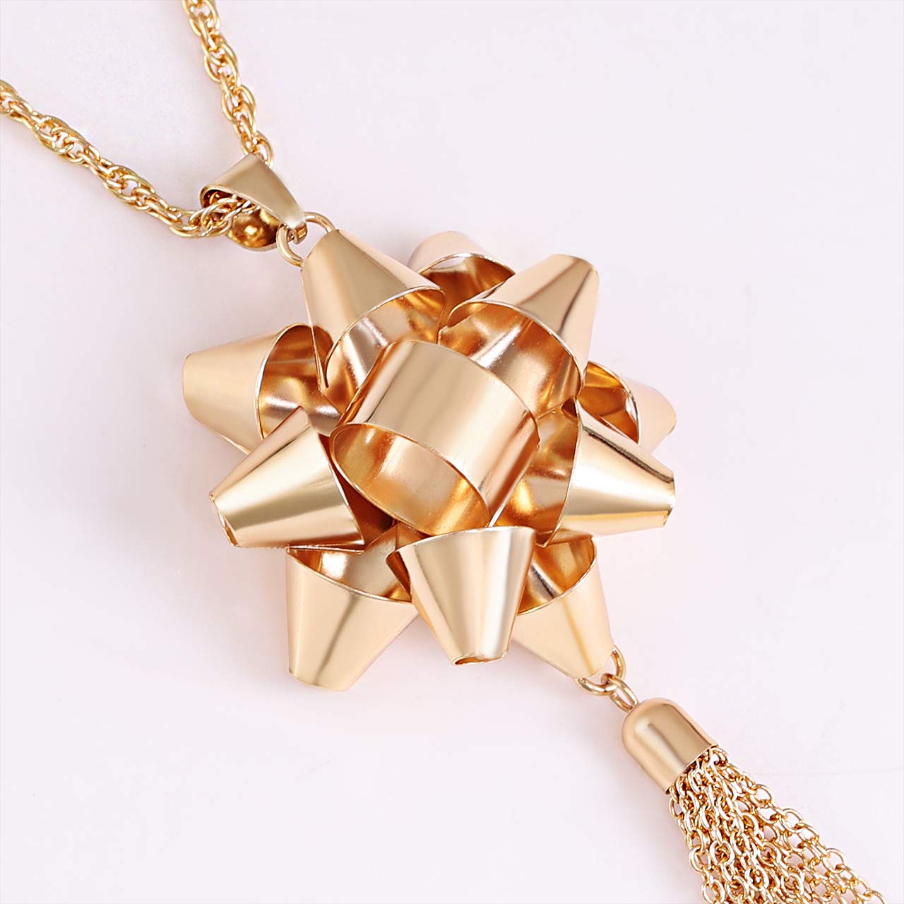Christmas Necklace for Women - Elegant Xmas Gift with Bow Pendant & Tassel Chain - Perfect for Holiday Parties, Gift Giving & Festive Outfits