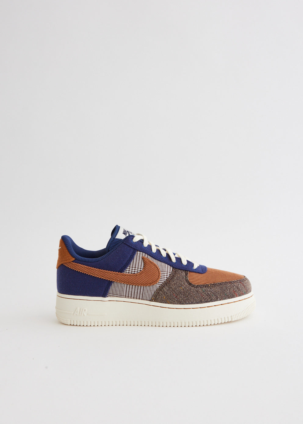 Nike Air Force 1 '07 Premium 'Tweed Corduroy' Sneakers for Men - Classic White High-Top Basketball Shoes with Unique Fabric Texture | Perfect for Streetwear, Casual Outfits & Sneaker Collection