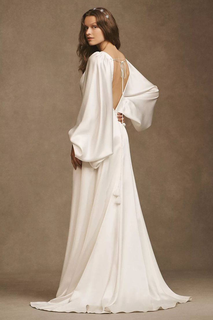 Willowby Sorvette Gown - Elegant Lace Wedding Dress for Bride, Perfect for Beach & Garden Ceremonies