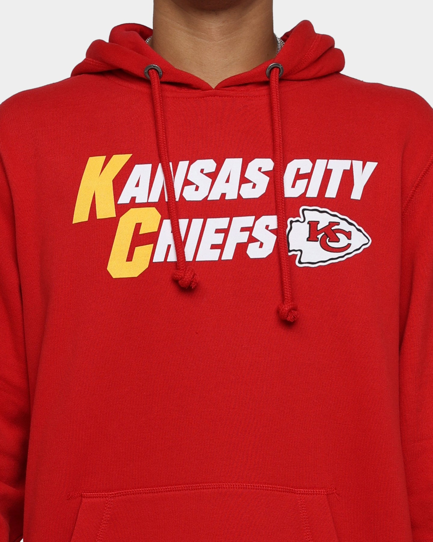 47 Brand Kansas City Chiefs NFL Team Logo Hoodie - Red Pullover Sweatshirt for Men & Women - Perfect for Game Day, Tailgating & Casual Wear