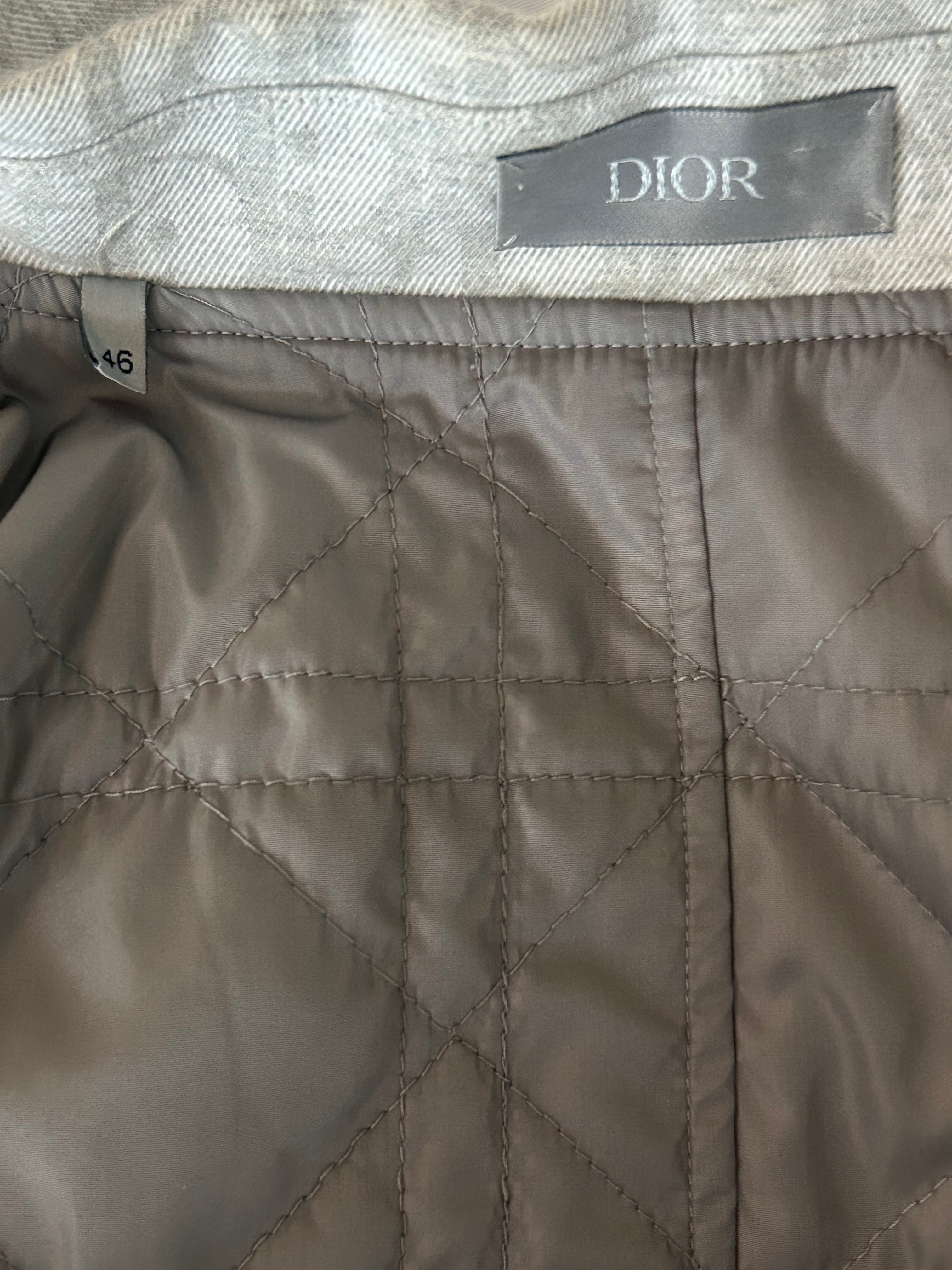 Dior Grey Oblique Quilted Button-Up Shirt for Men - Luxury Designer Casual Wear for Office & Date Night
