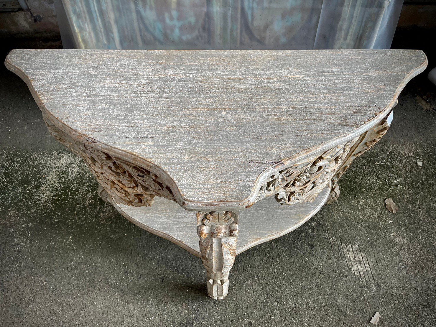 Exquisite French Arched Hand-Carved Indian Solid Wood Console Table - Elegant Entryway & Hallway Decor for Home & Office