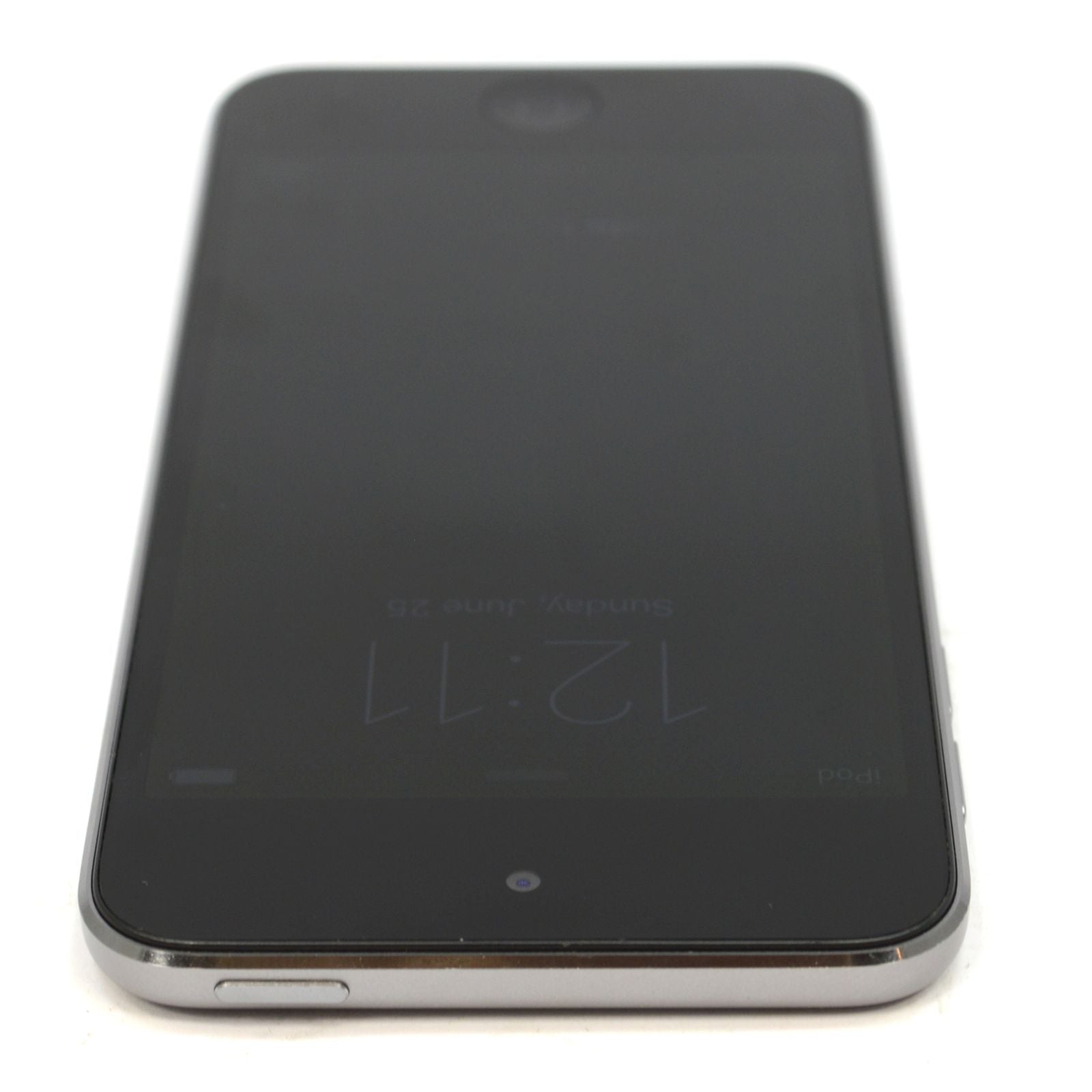 Refurbished Apple iPod Touch 5th Generation 32GB Silver (Model A1421, ME978LL/A) - Perfect for Music, Gaming & Entertainment on the Go