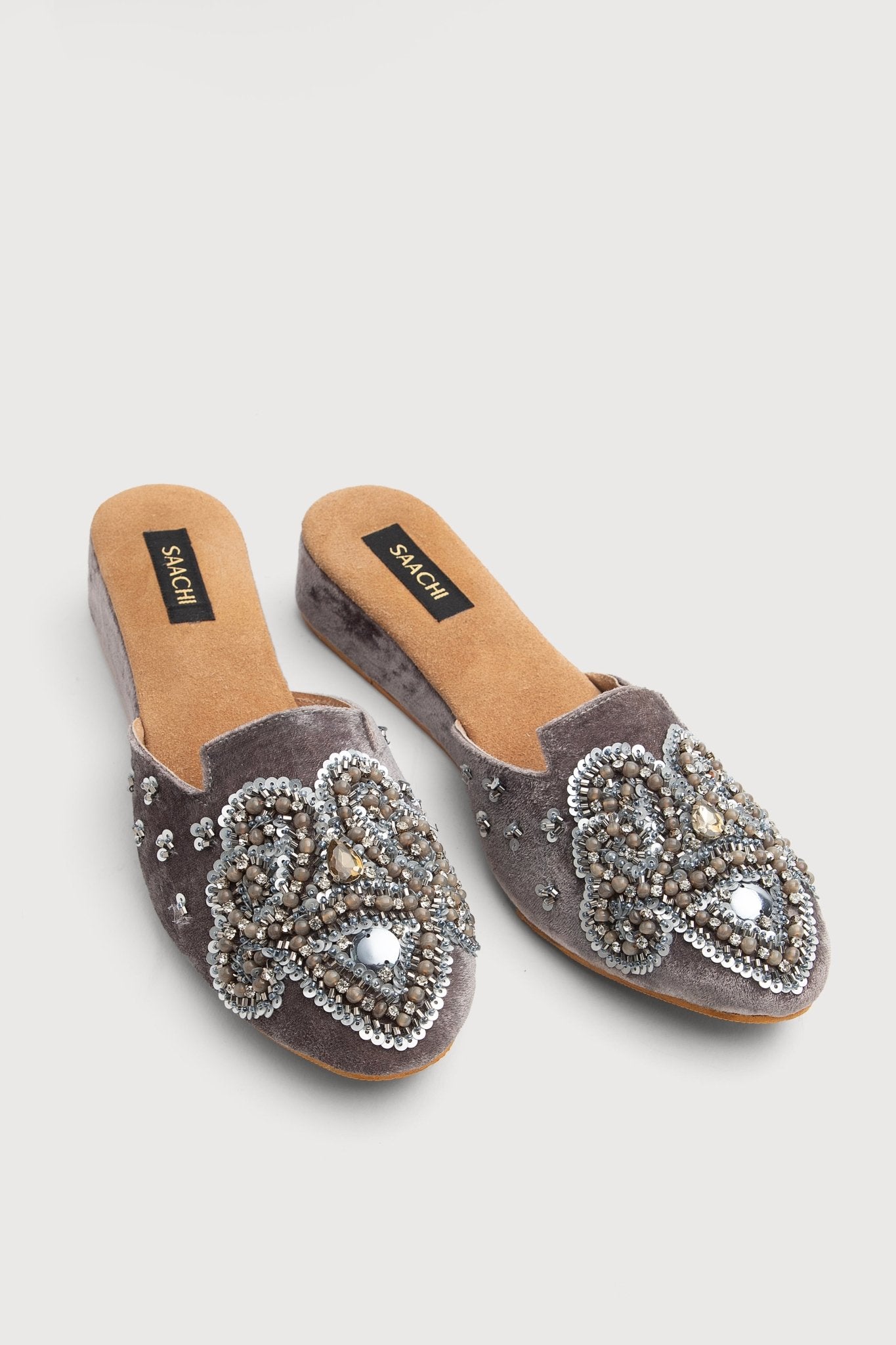 Luxury Velvet Beaded Embellished Mules Slippers for Women - Elegant House Shoes for Indoor Comfort & Lounging