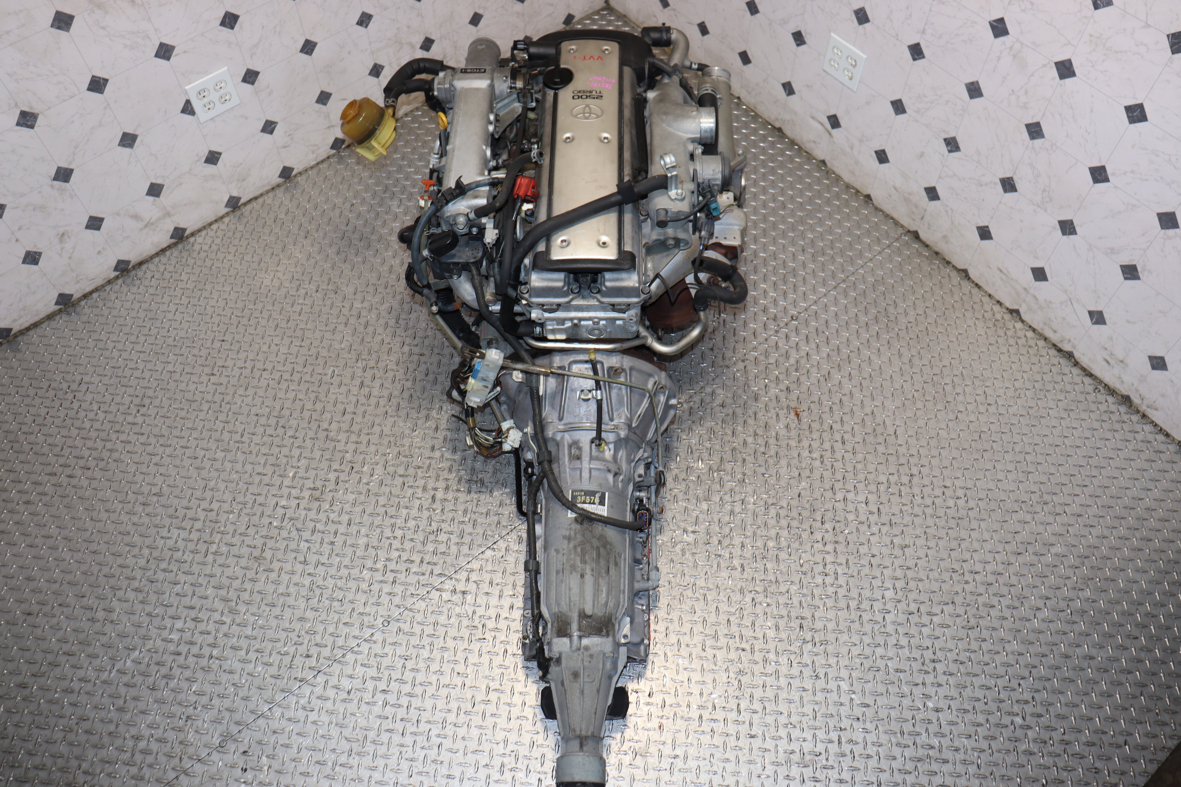 JDM 1JZ-GTE VVTi Turbo Engine with Automatic Transmission - Compatible with Lexus IS300 GS300, Toyota Chaser Mark II & Soarer - Perfect for Engine Swap & Performance Upgrades - Ideal for Racing, Drifting & Car Restoration Projects