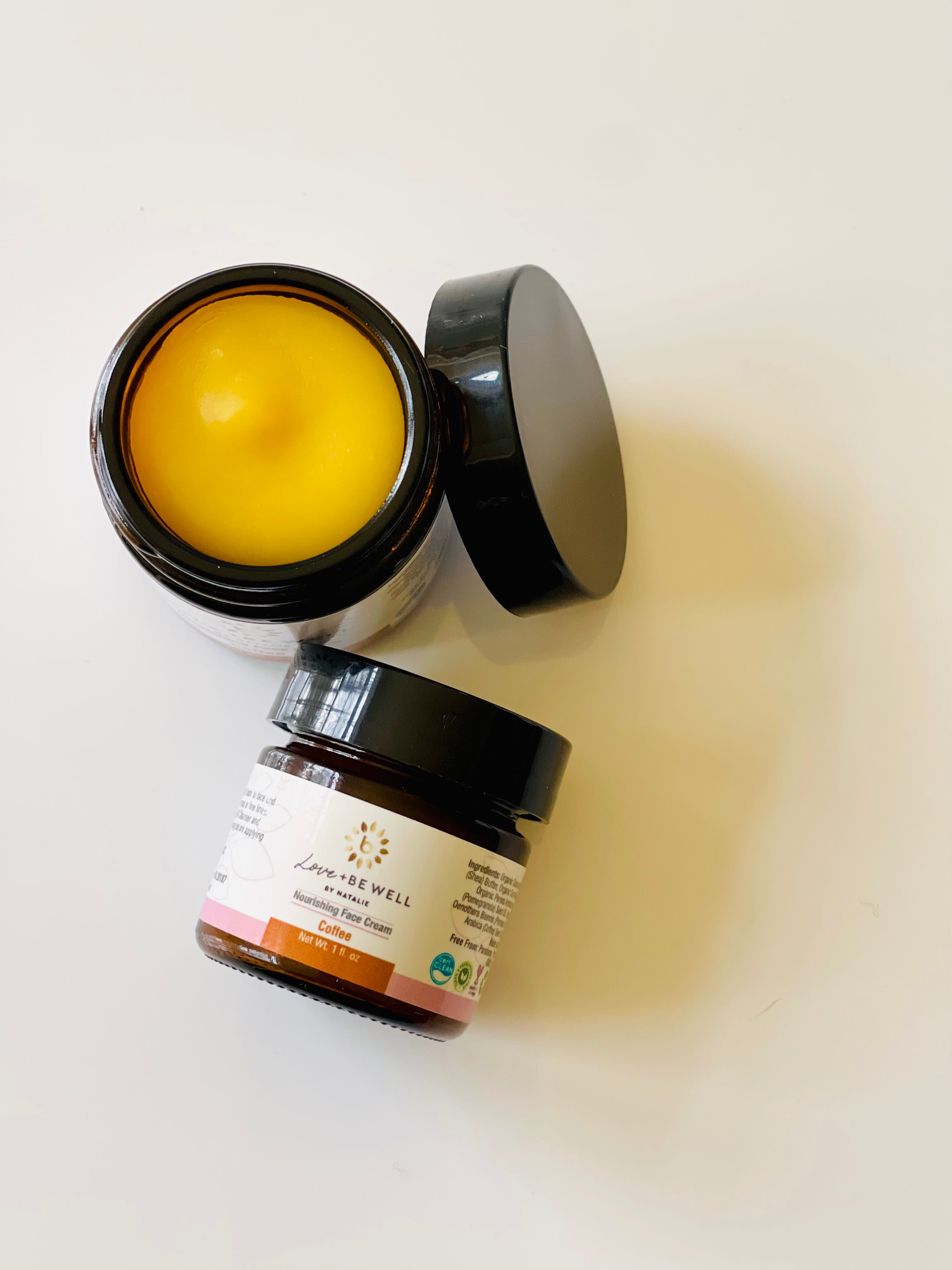 Best Nourishing Face Cream with Coffee Extract - Hydrating & Anti-Aging Moisturizer for Dry Skin - Day & Night Skincare Routine